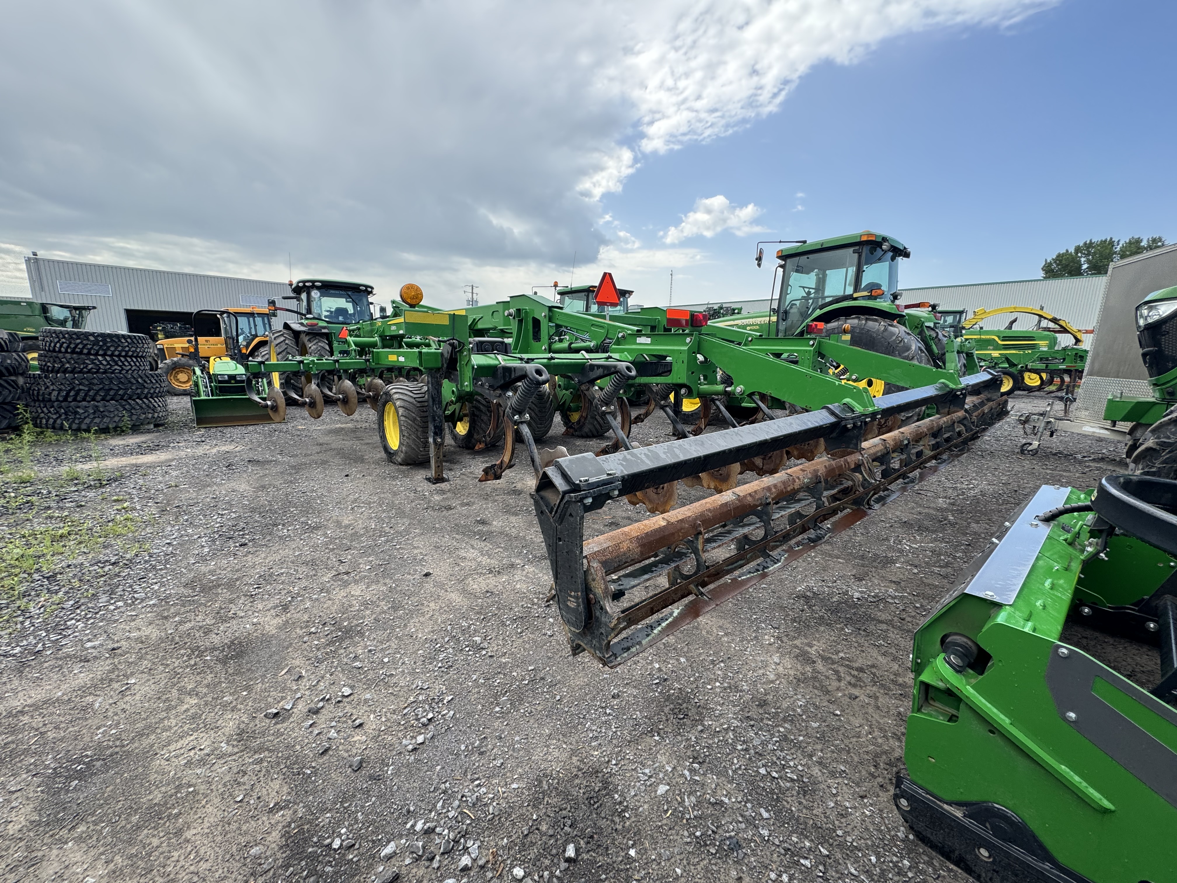 John Deere 2730