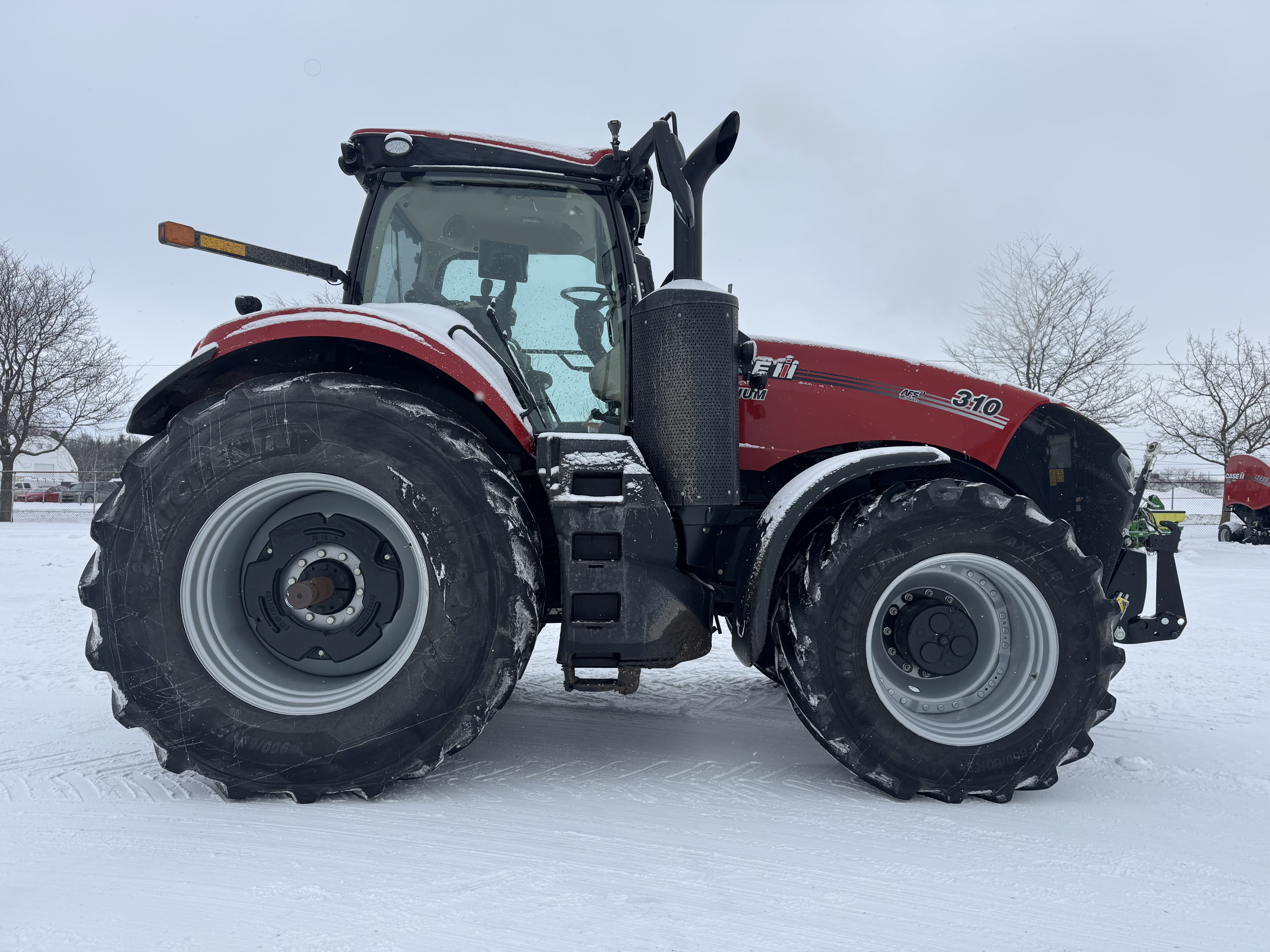 Case/IH MAGNUM 310 FRT HITCH + PTO