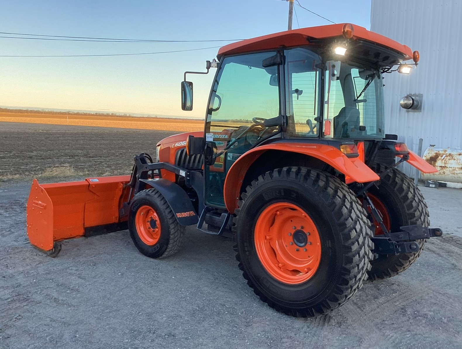 Kubota L6060 GRATTE NOKIAN