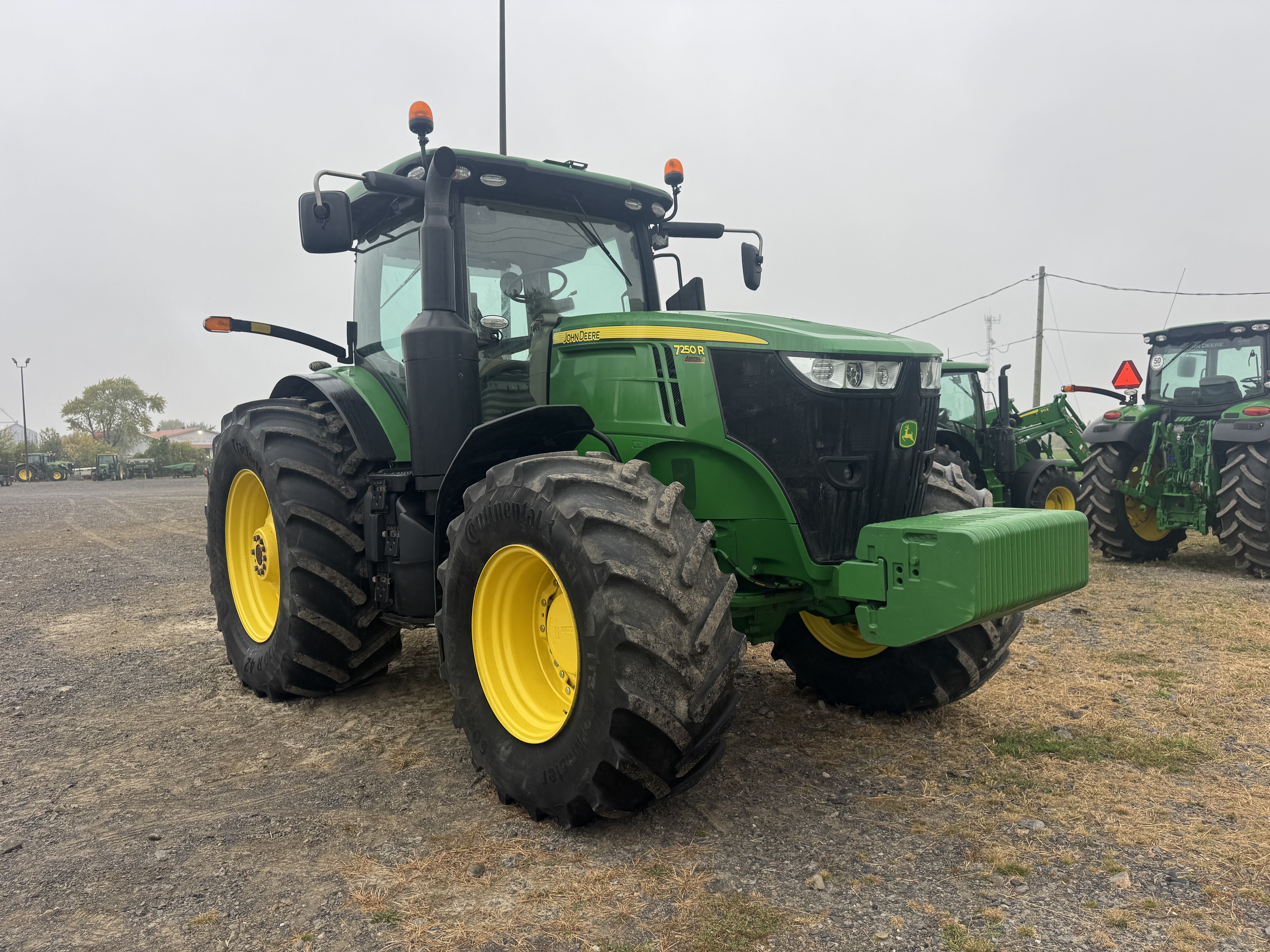 John Deere 7250R 