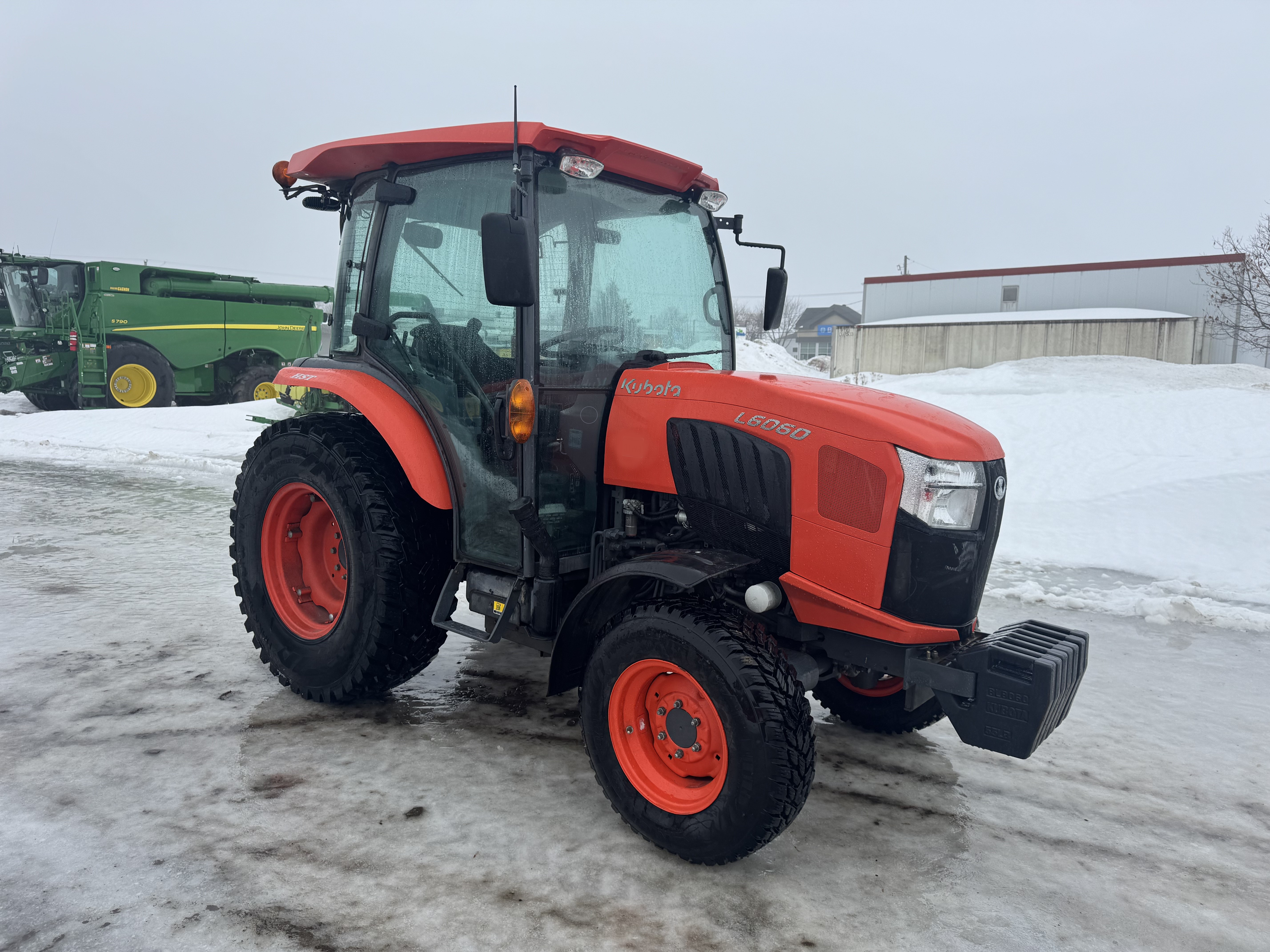 Kubota L6060 NOKIAN