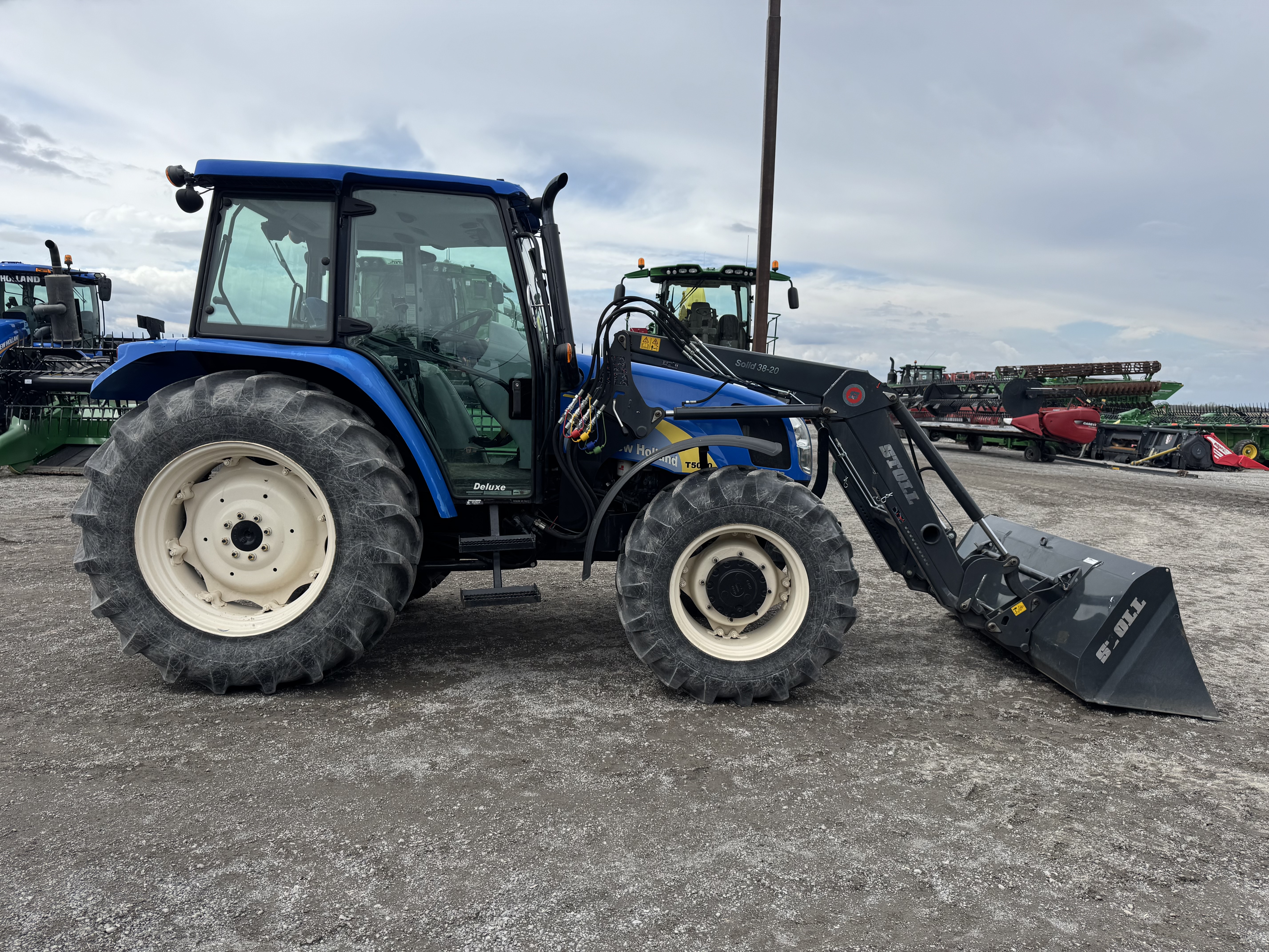 New Holland T5040  