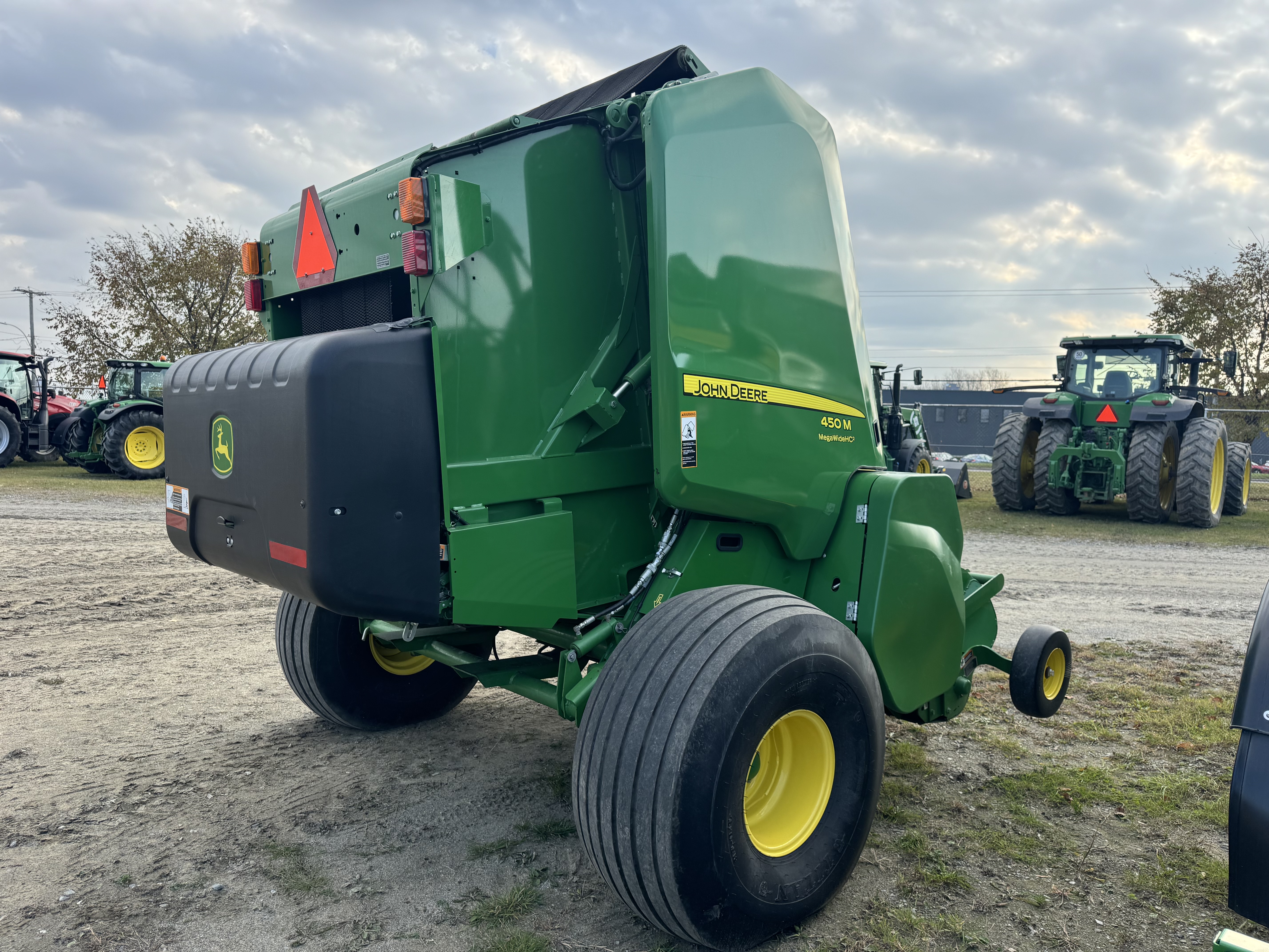 John Deere 450M