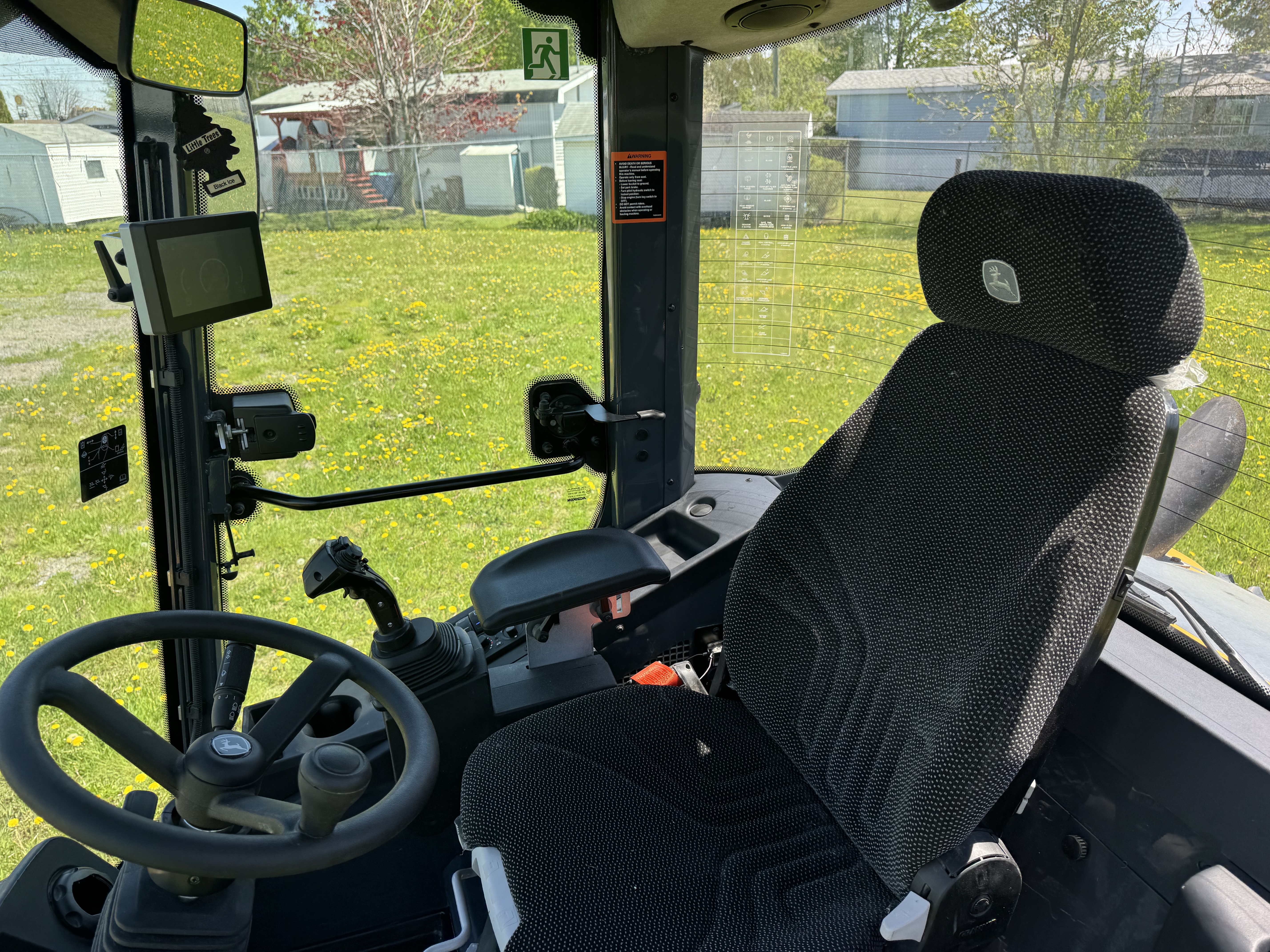 John Deere 244 P