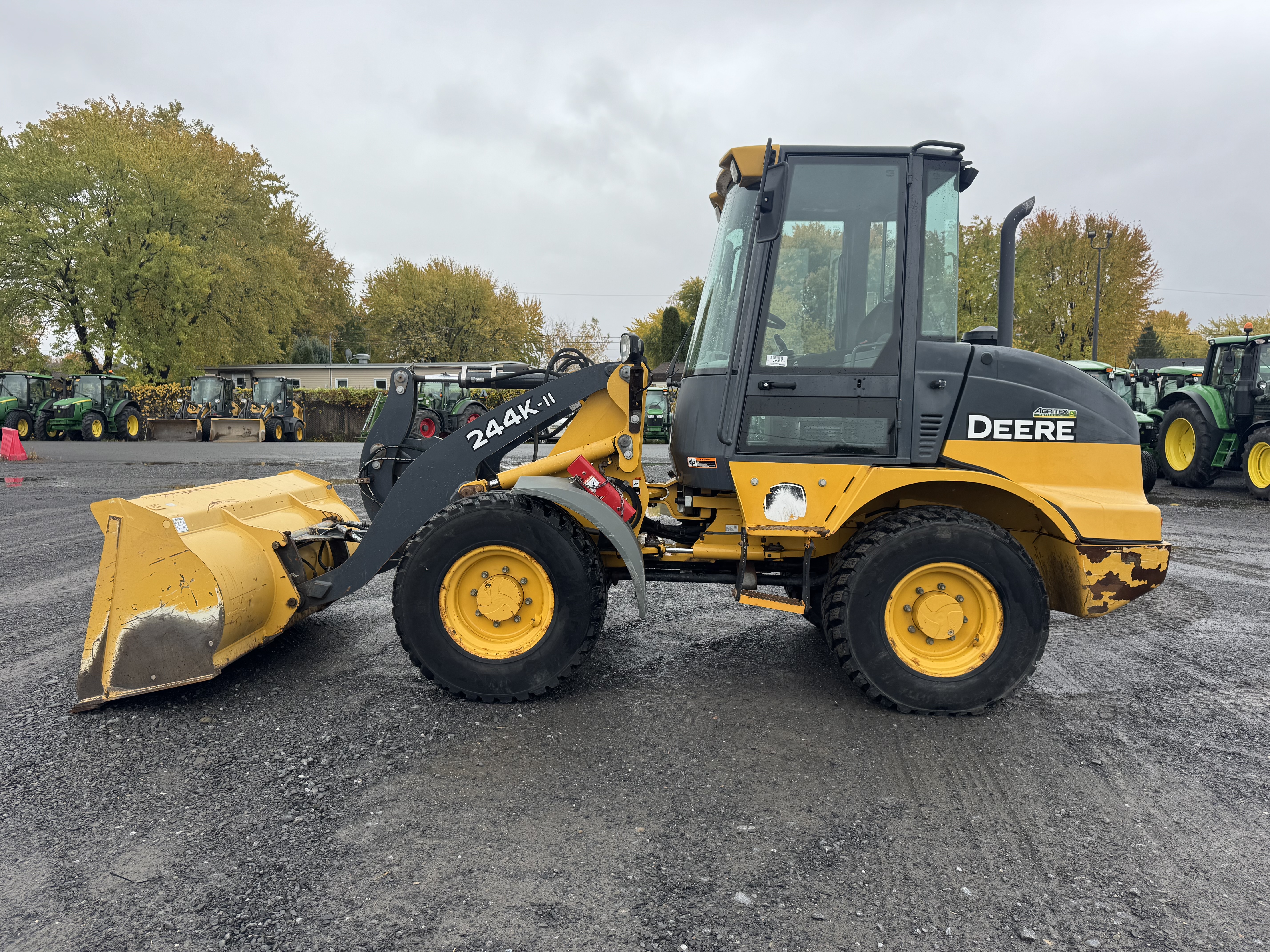 John Deere 244K-II