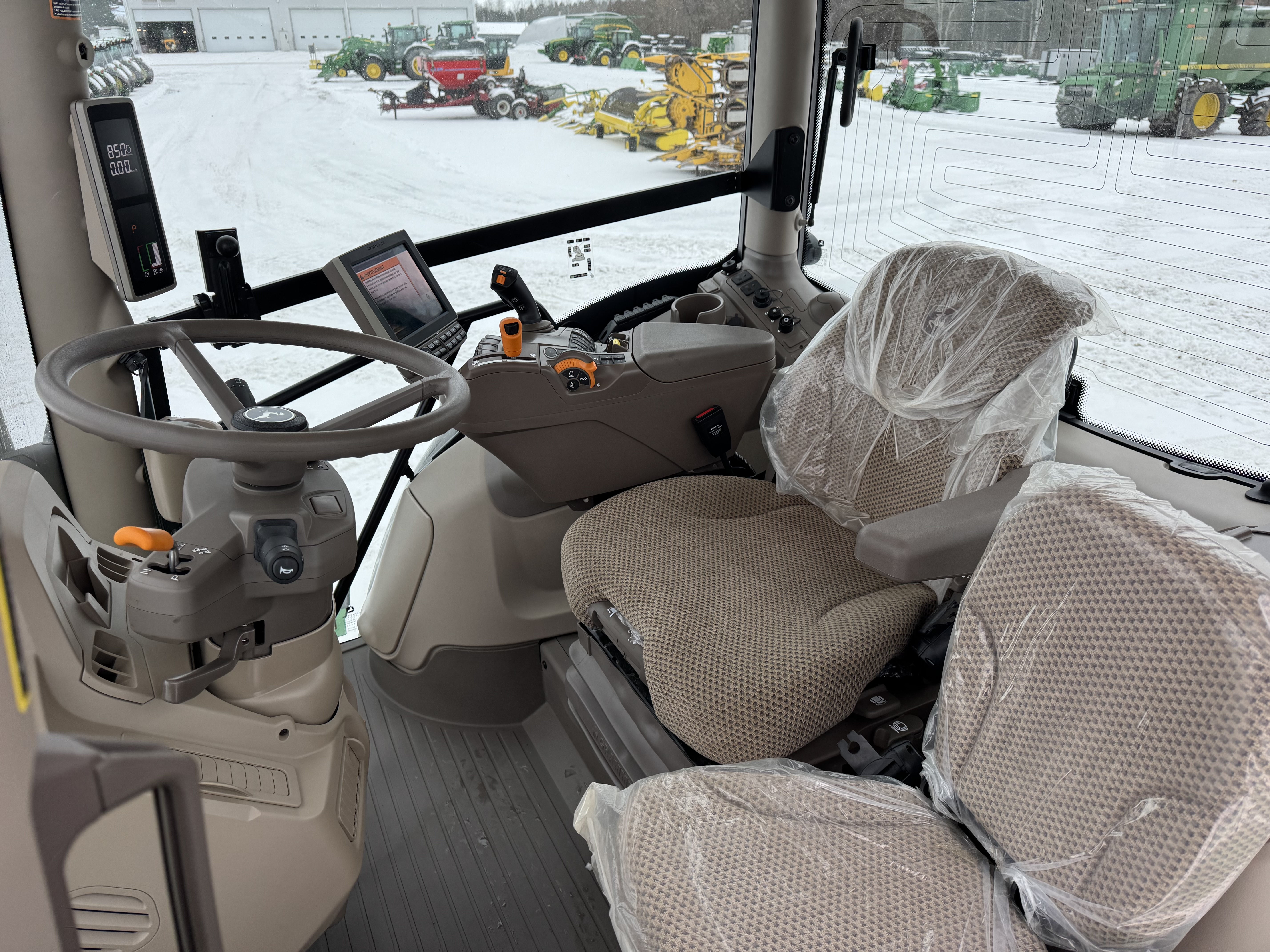 John Deere 6R 215  