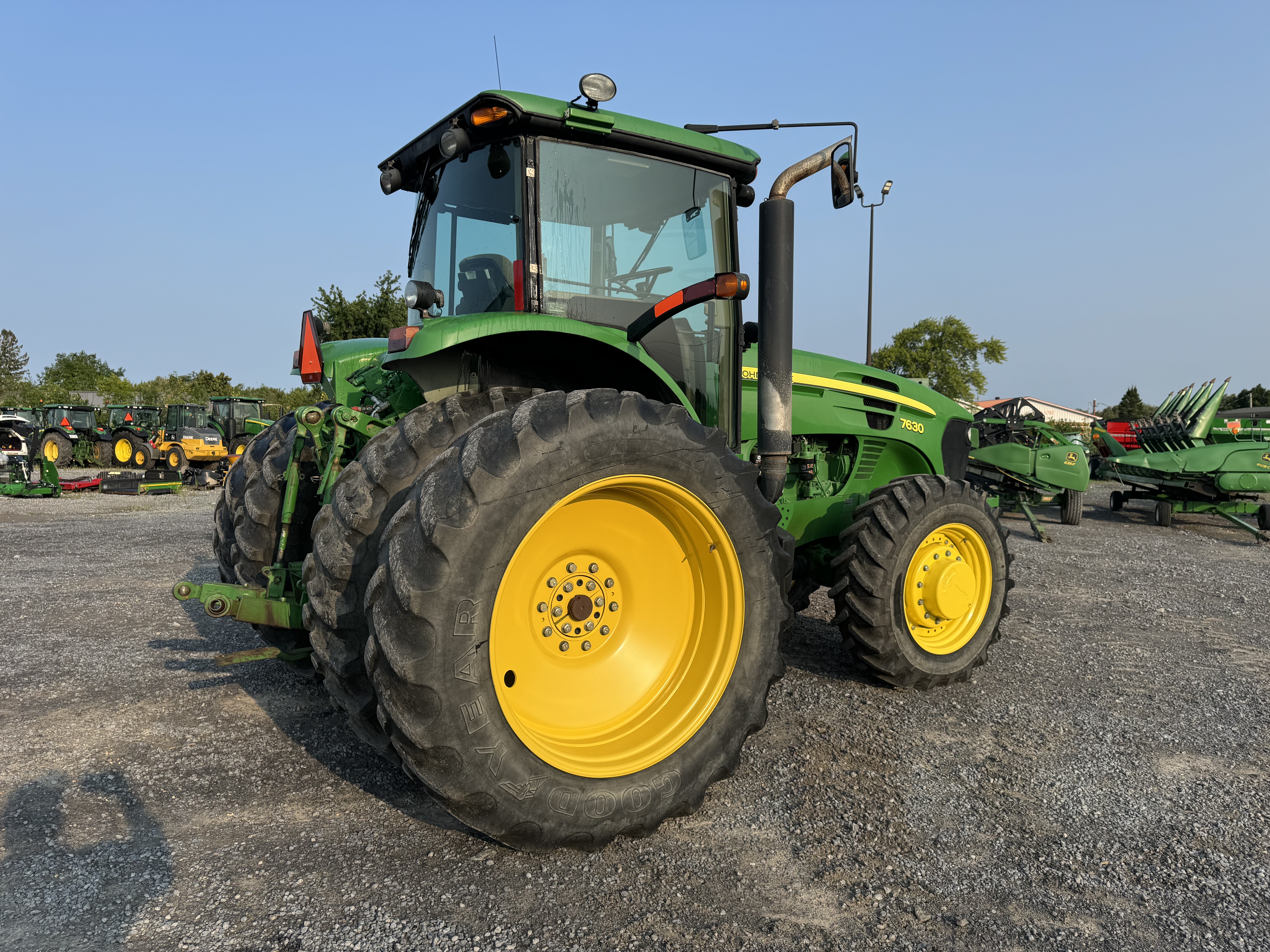 John Deere 7630