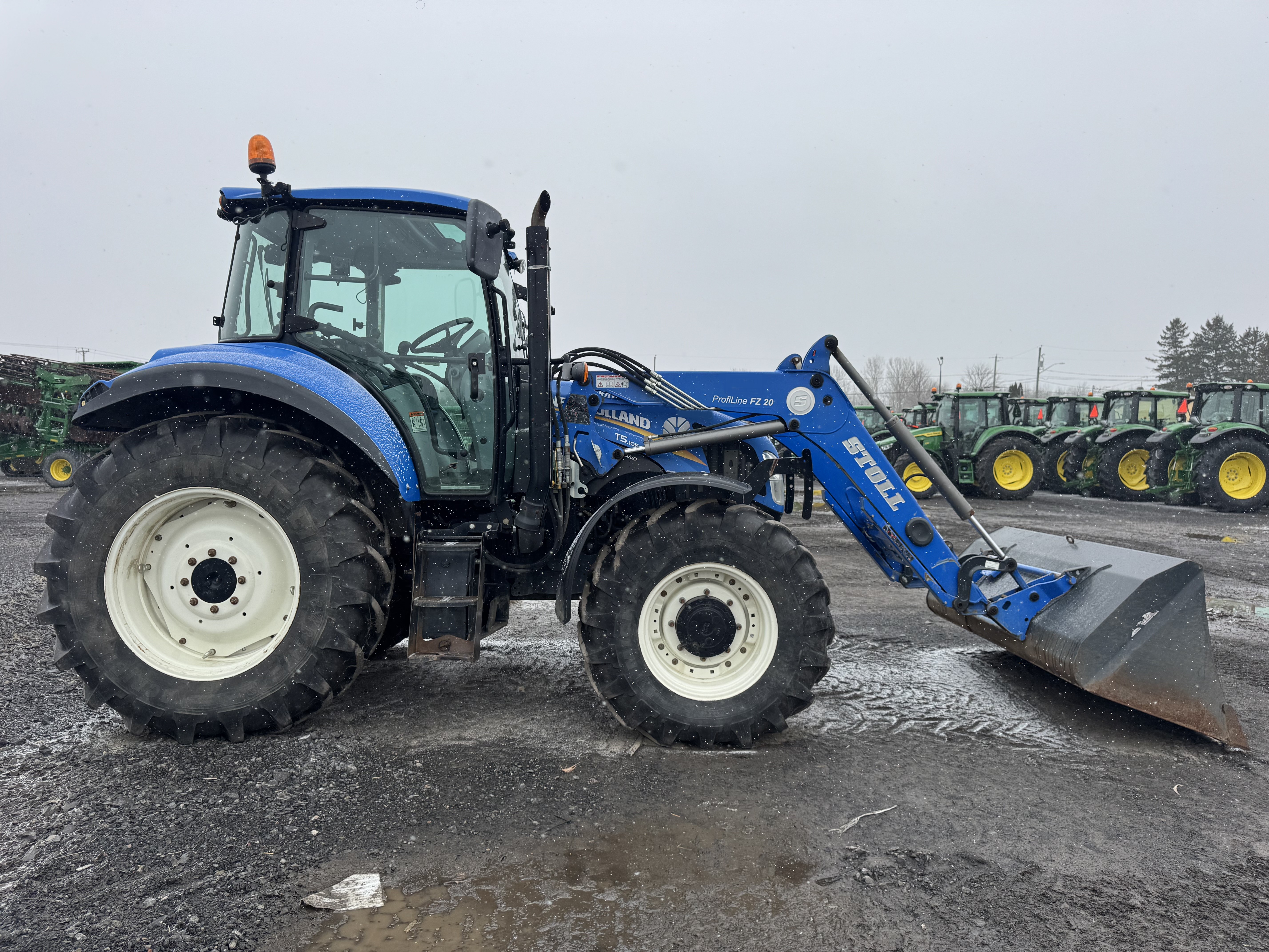 New Holland T5.105  