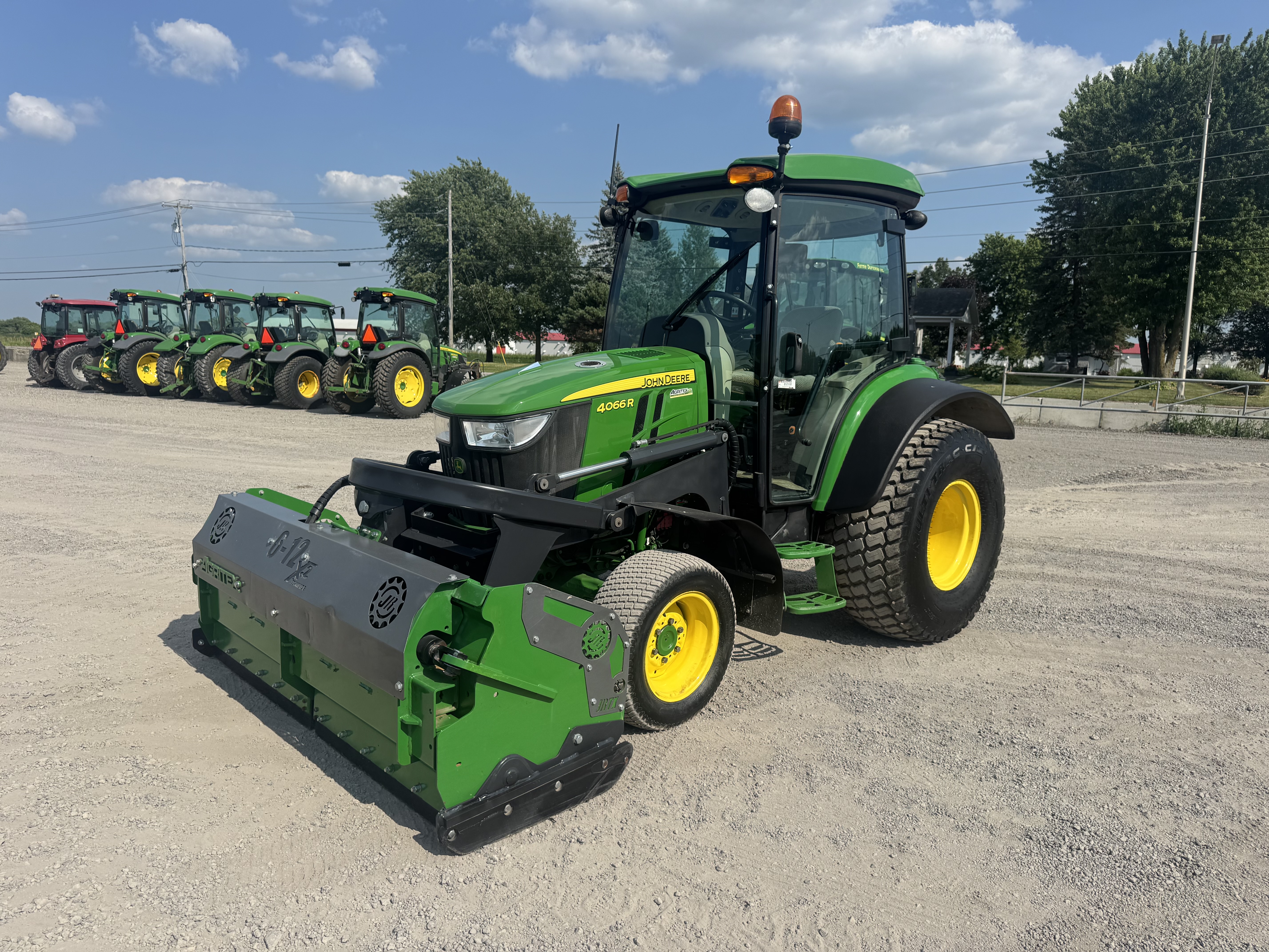 John Deere 4066R TURF JRTX