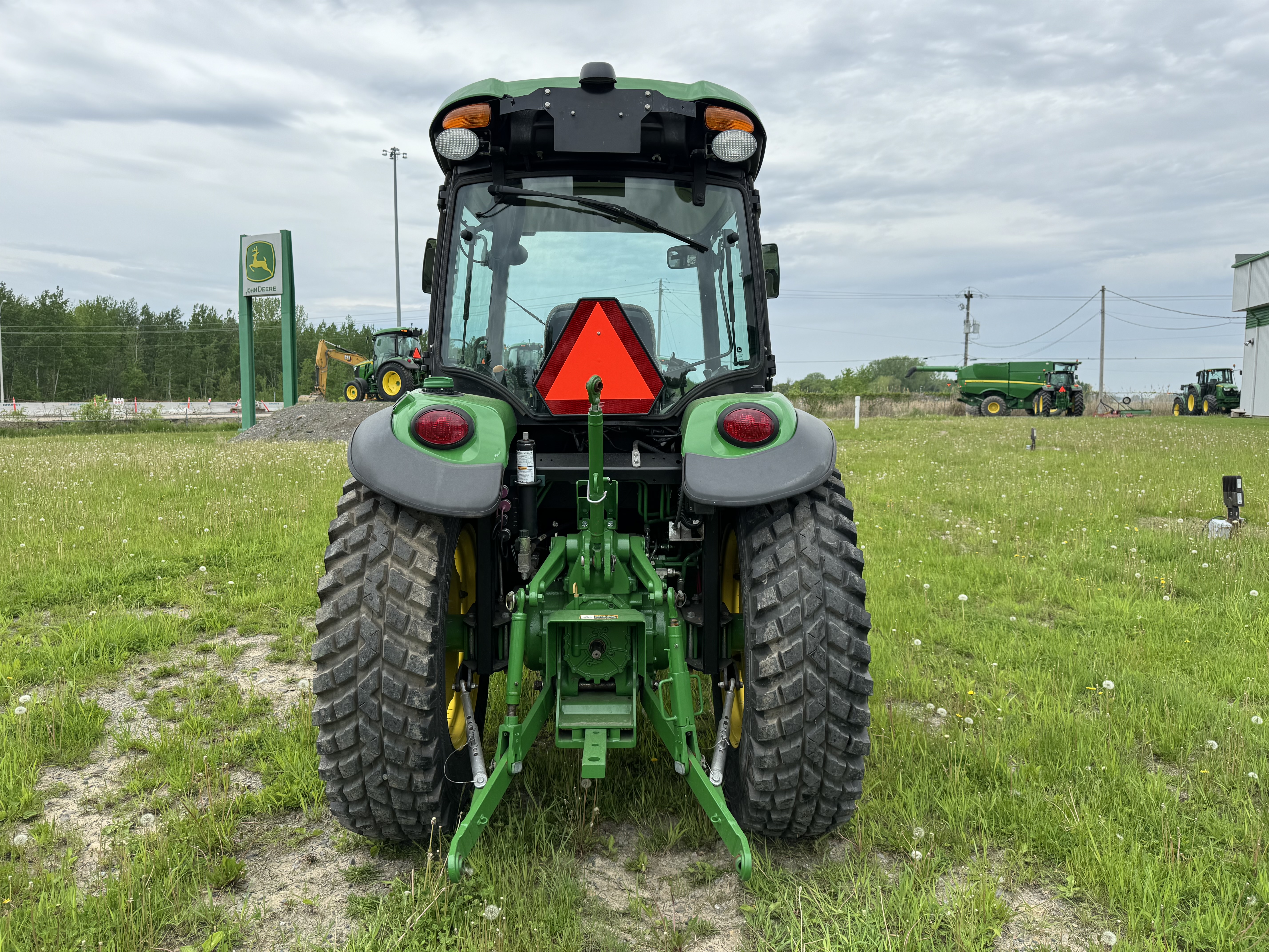 John Deere 4066R NOKIAN 