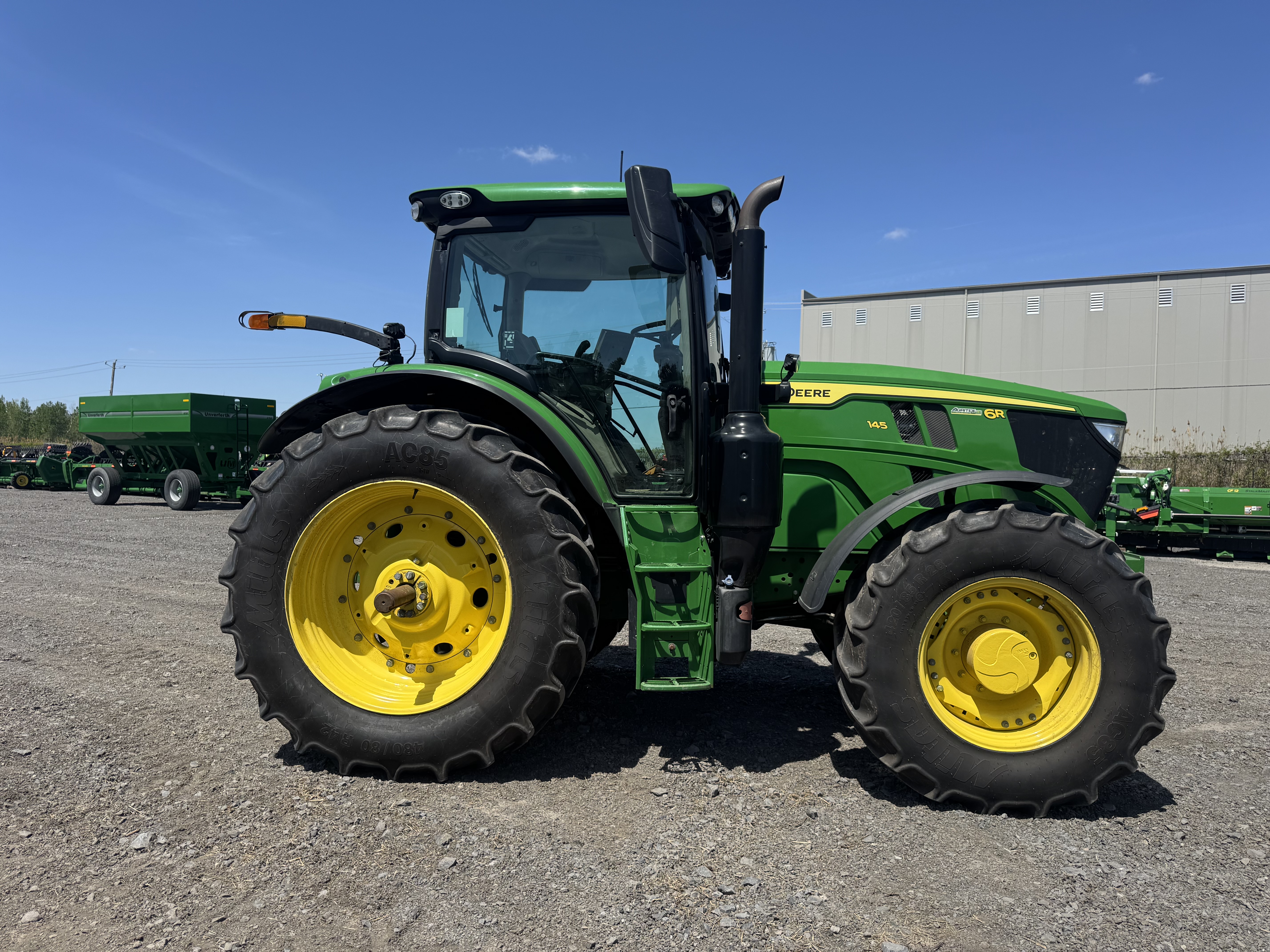 John Deere 6R 145