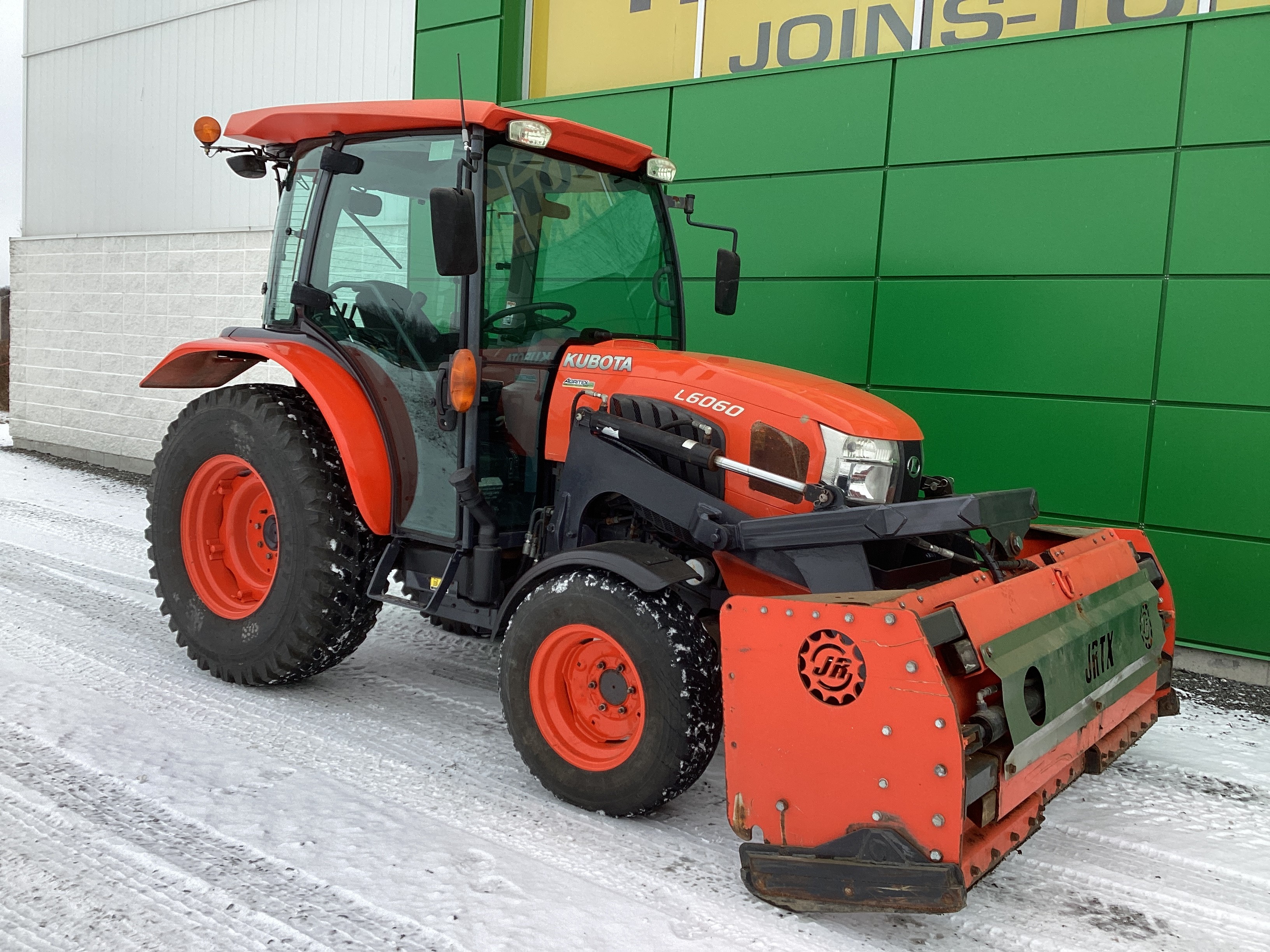 Kubota L6060 GRATTE NOKIAN