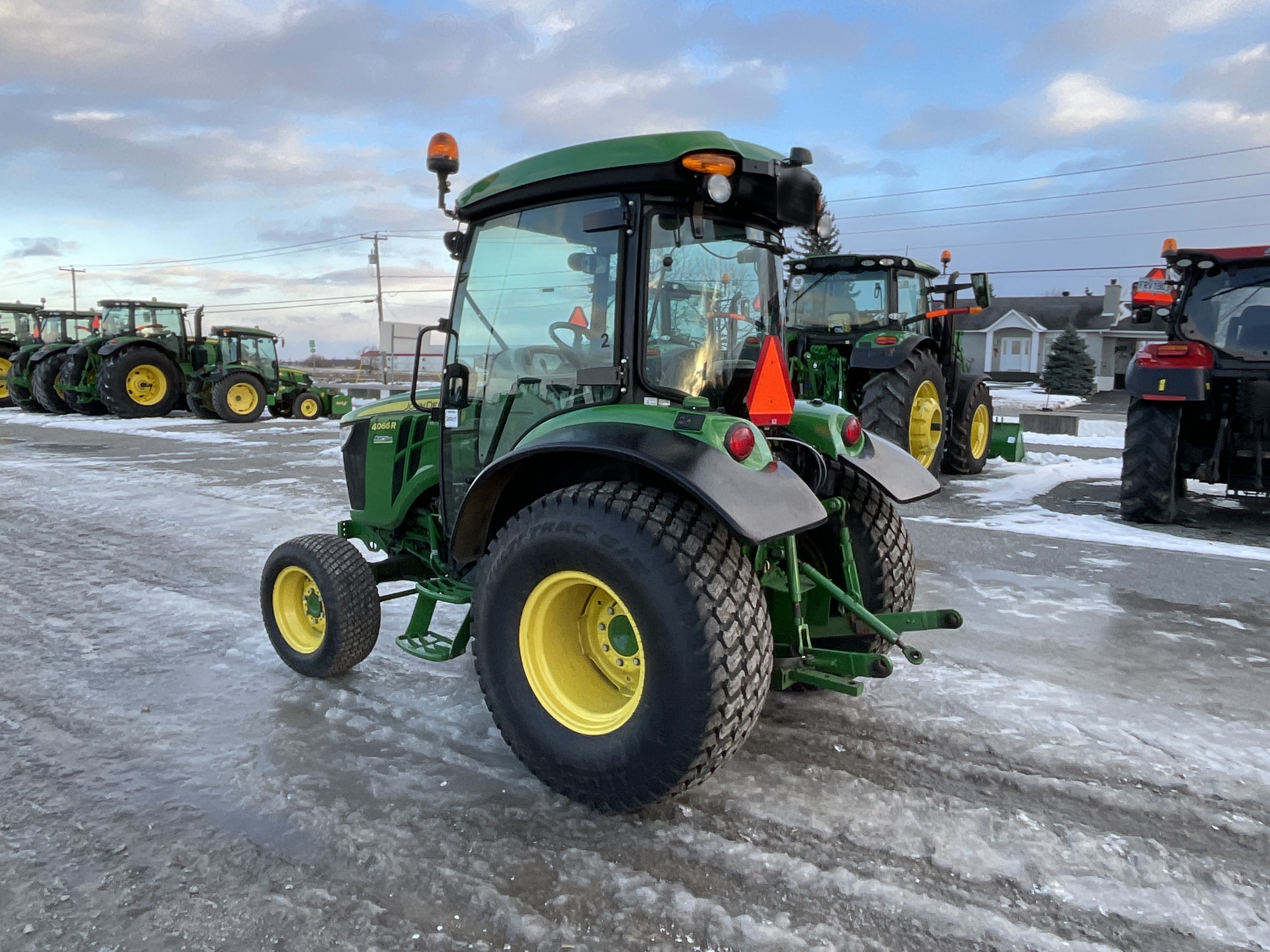 John Deere 4066R TURF