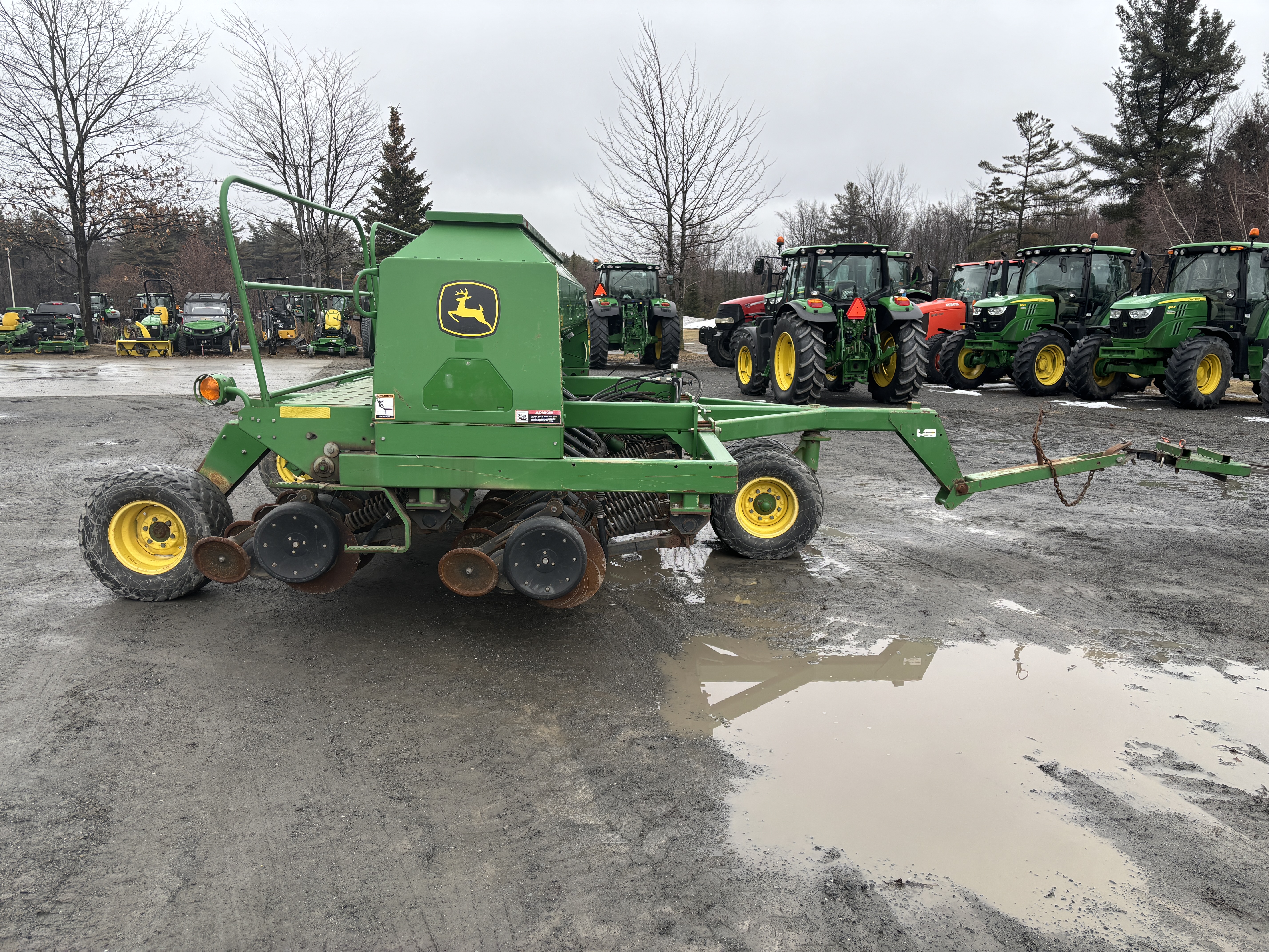 John Deere 1590