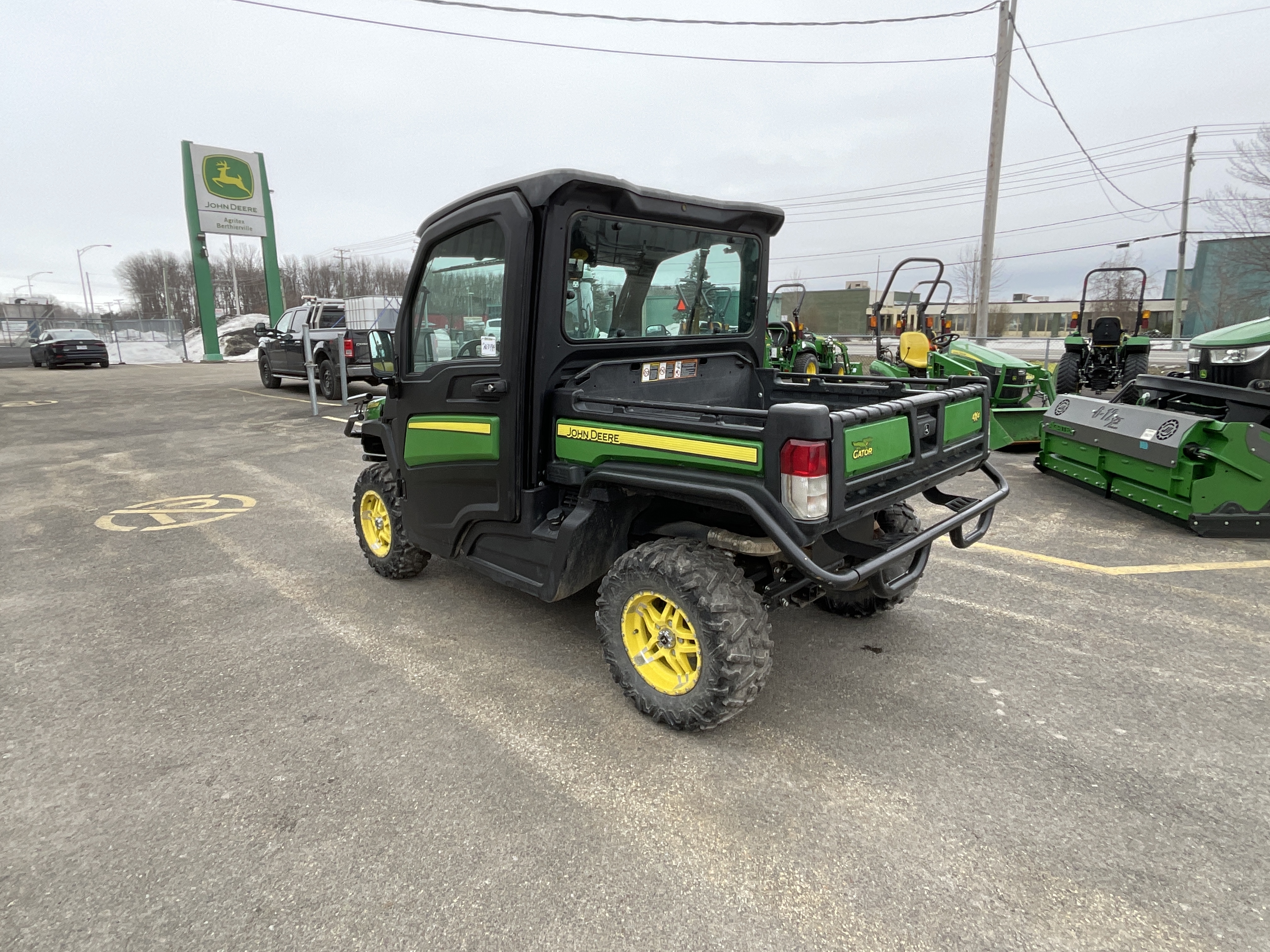 John Deere XUV835M