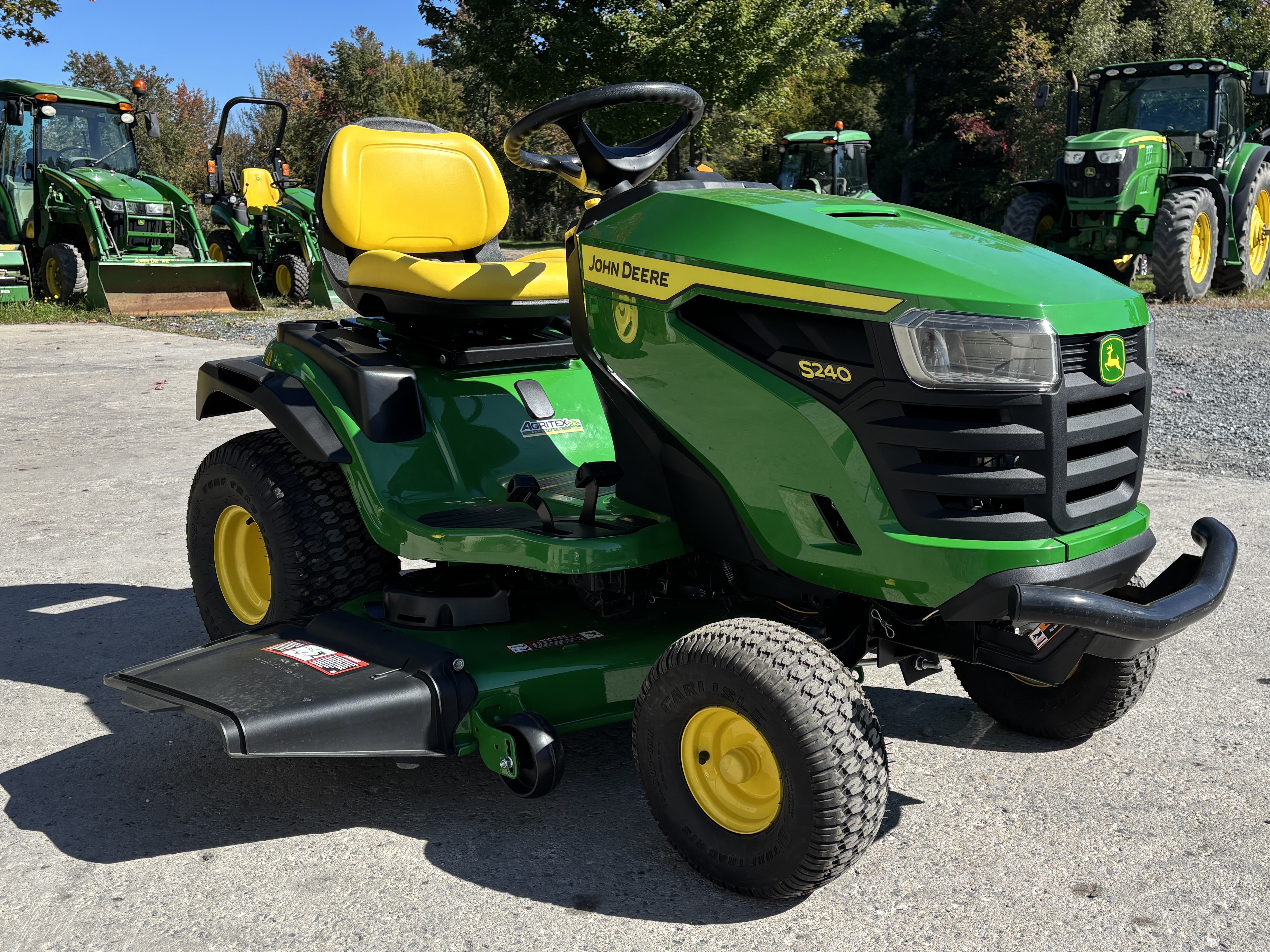 John Deere S240