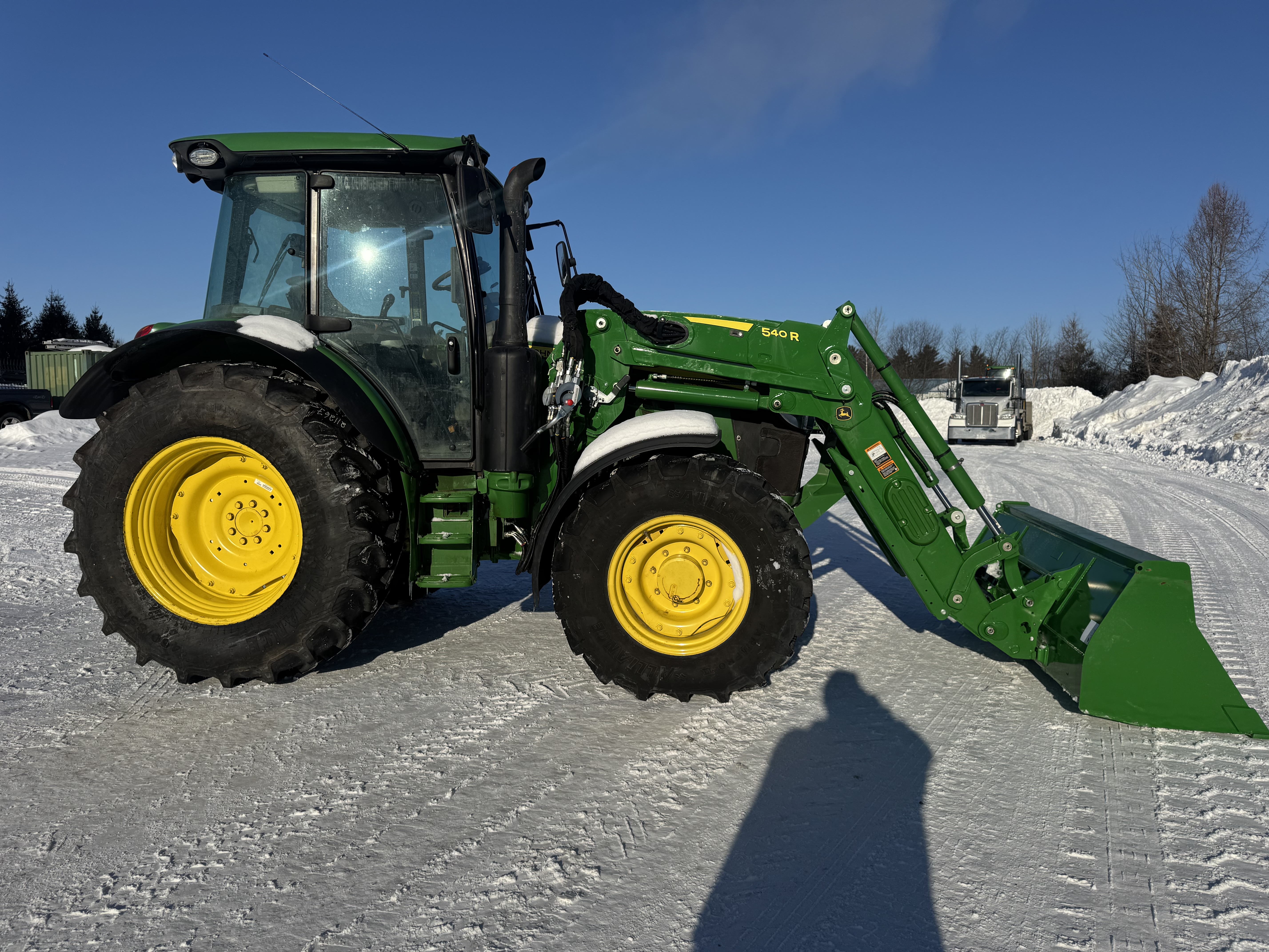 John Deere 5125R