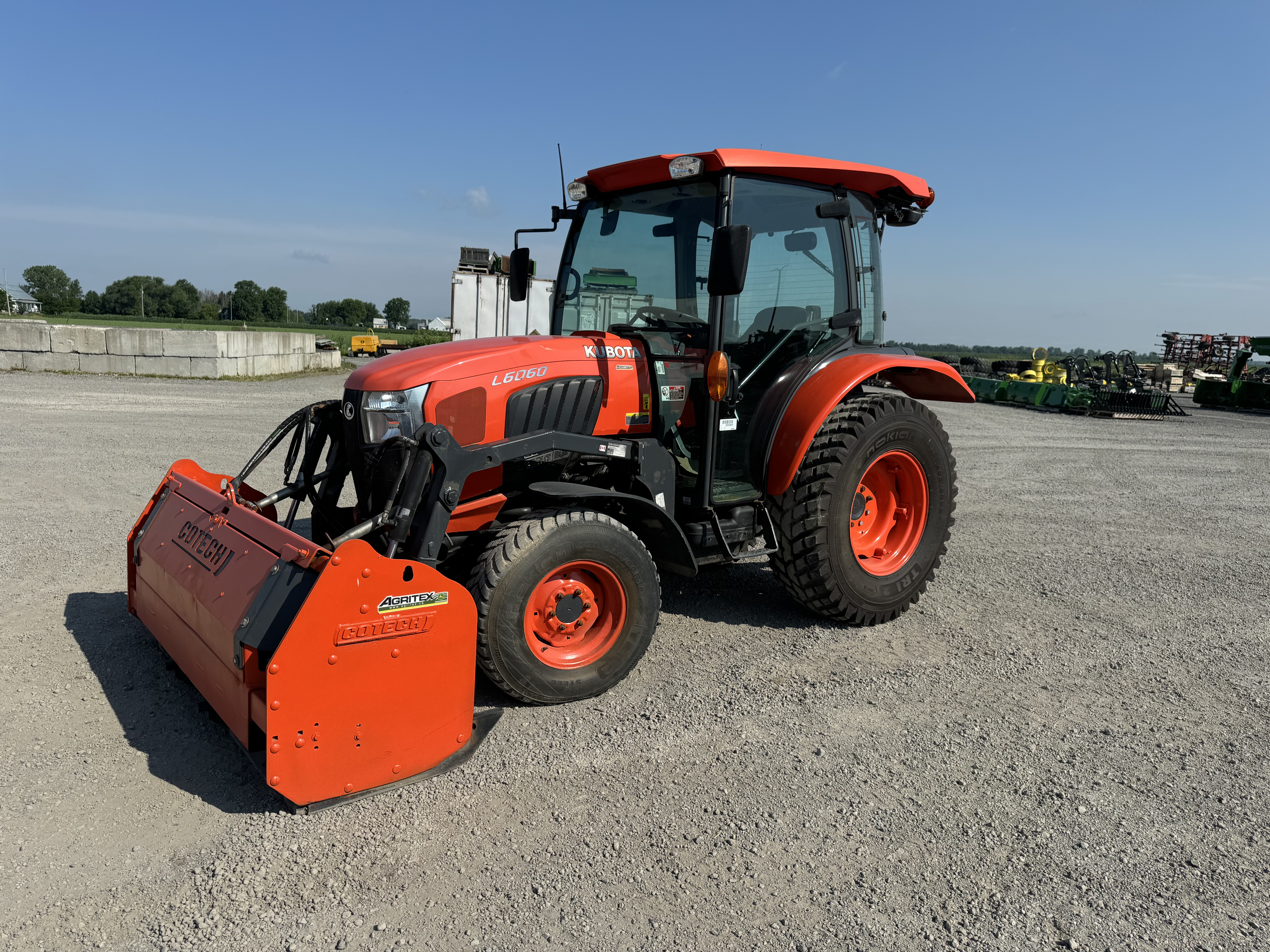 Kubota L6060 GRATTE NOKIAN