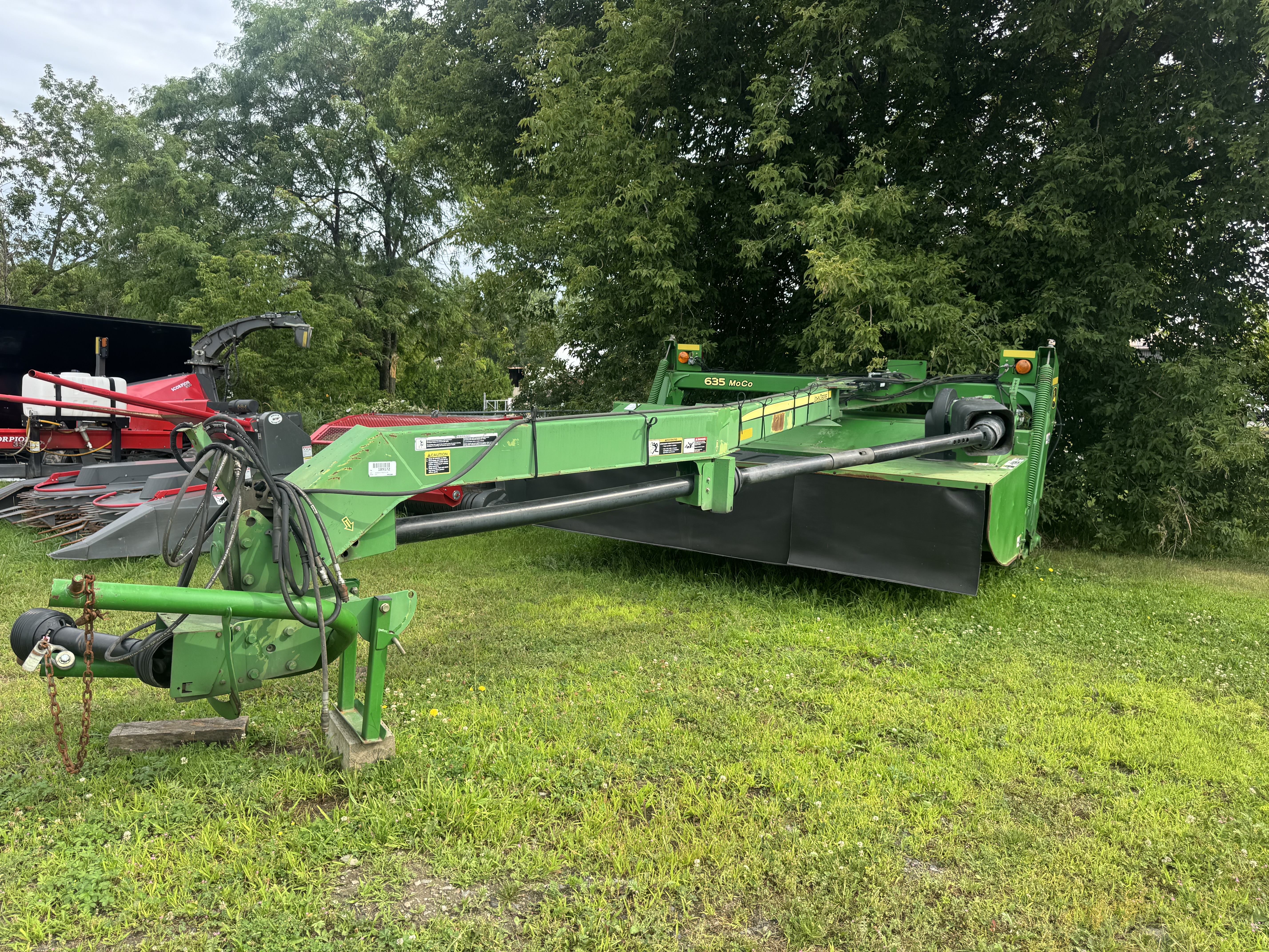 John Deere 635