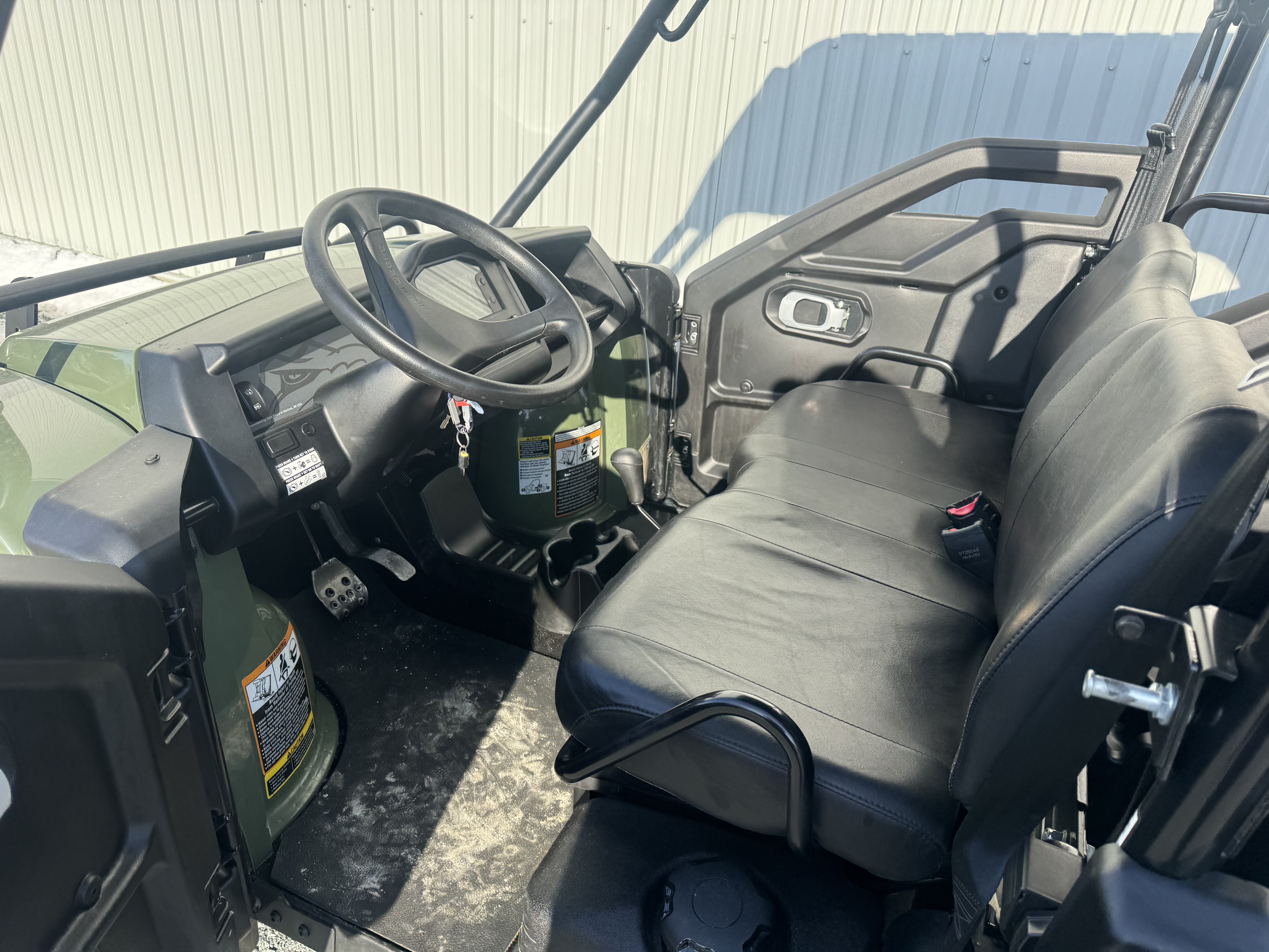 John Deere XUV825M S4 (4 PLACE) 