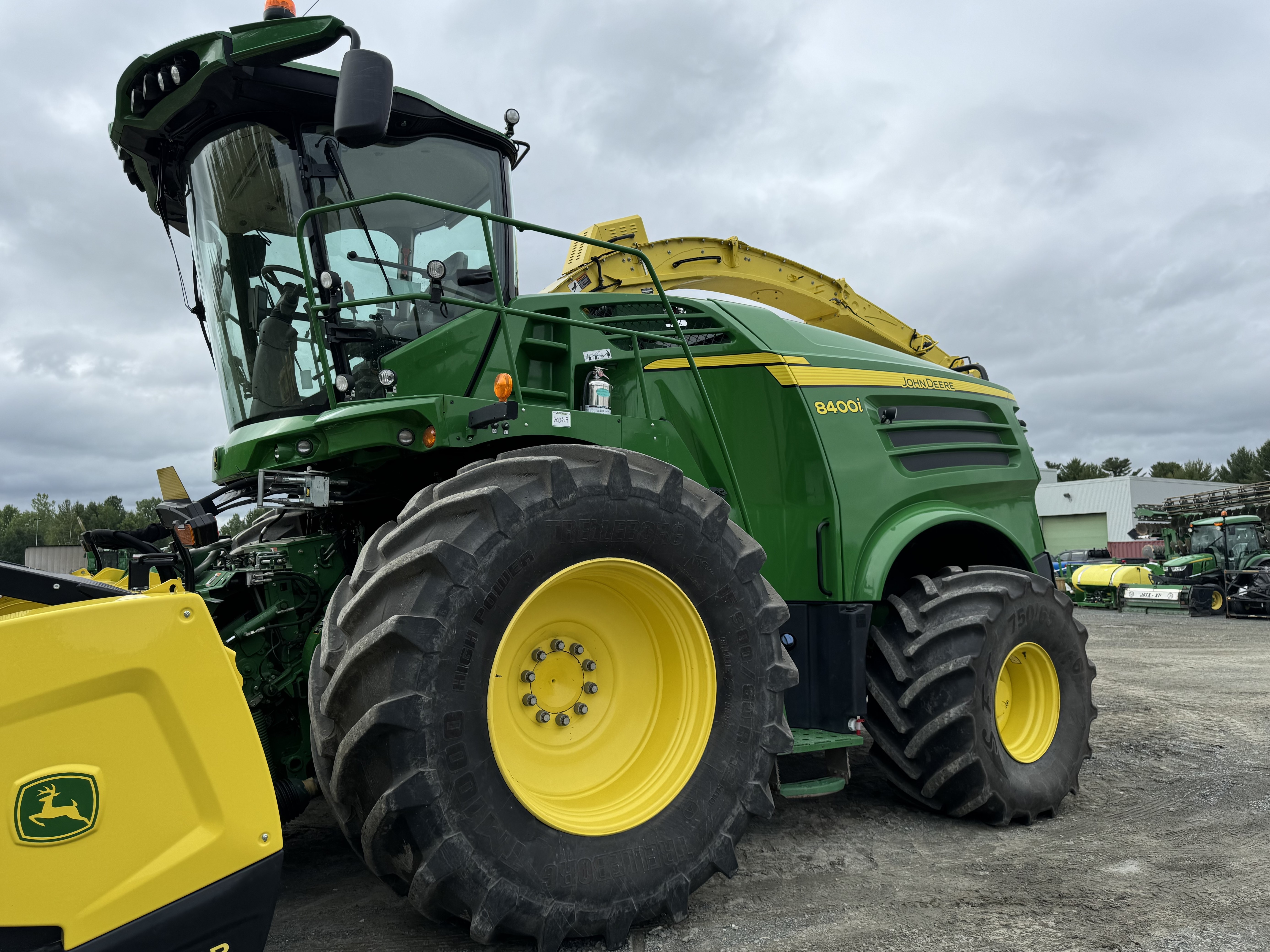 John Deere 8400i 