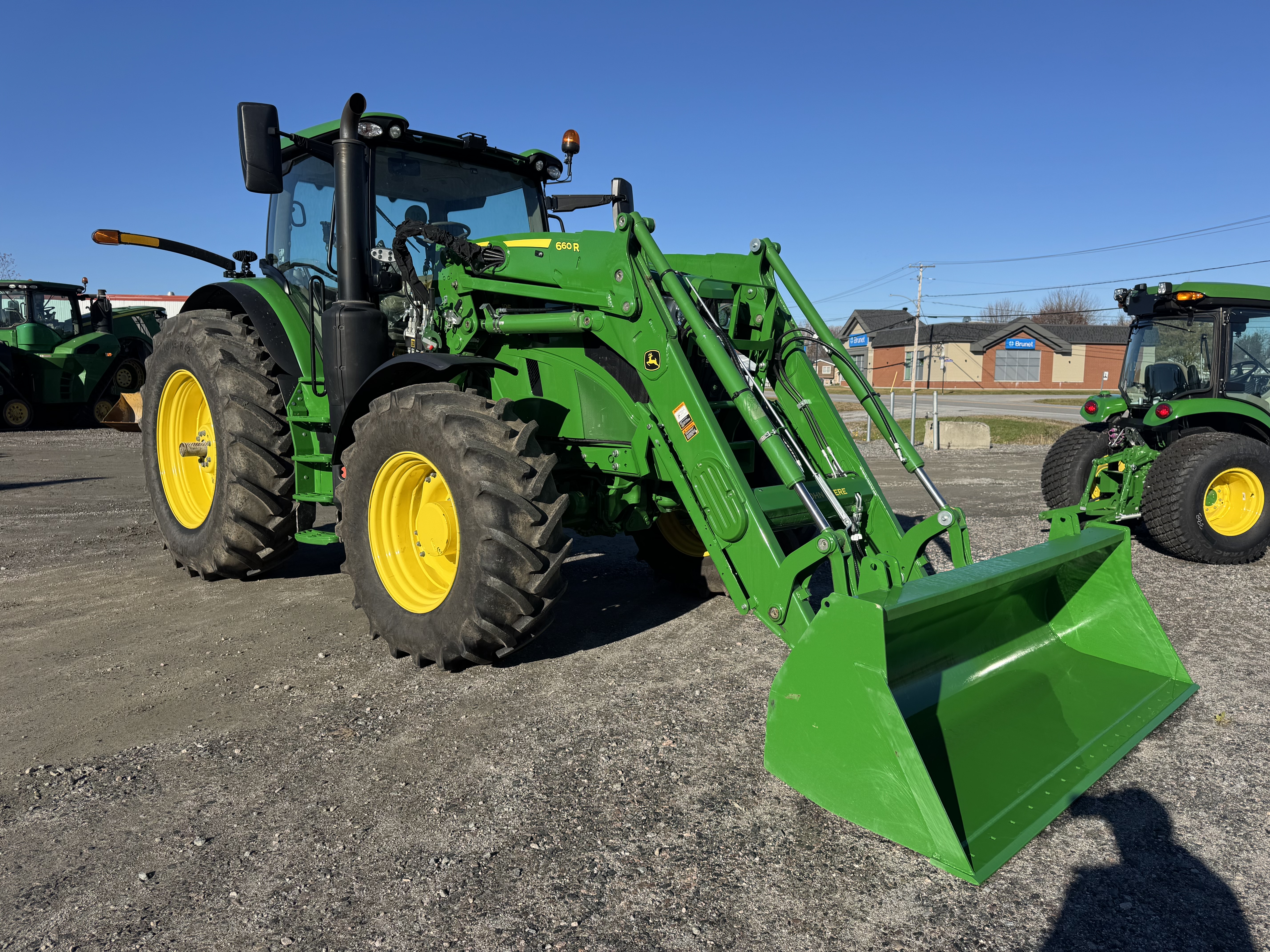 John Deere 6R 195