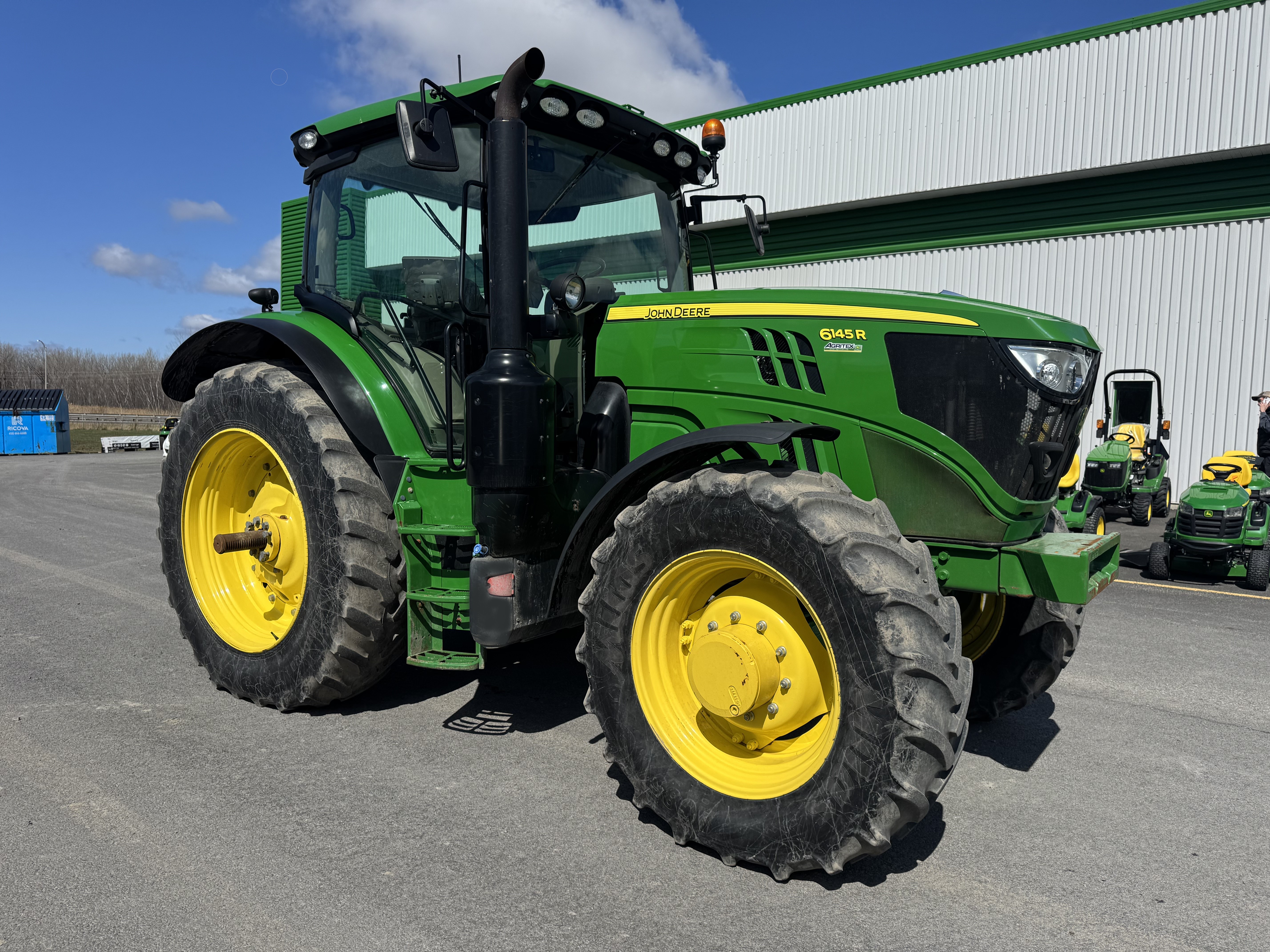 John Deere 6145R