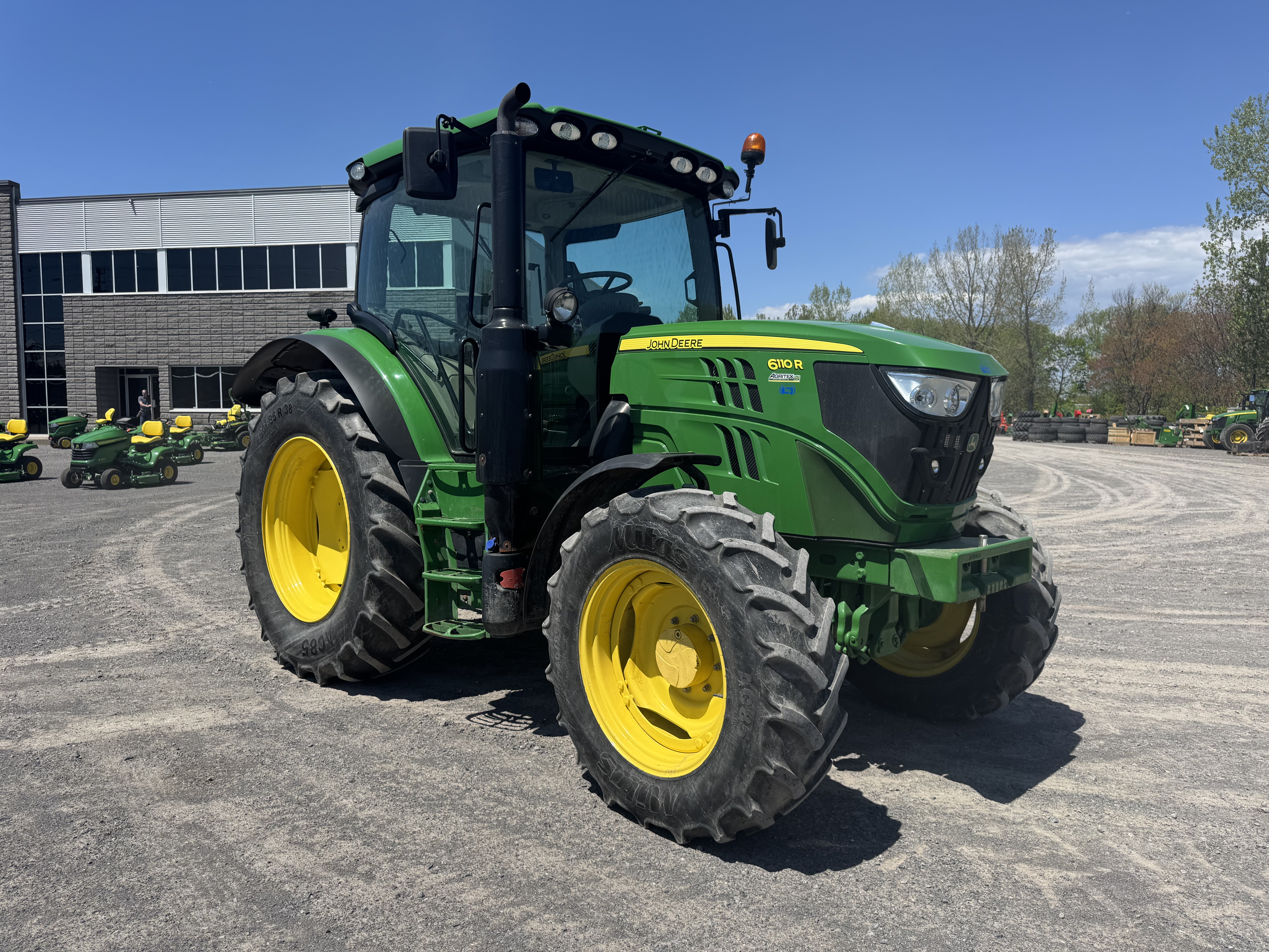 John Deere 6110R