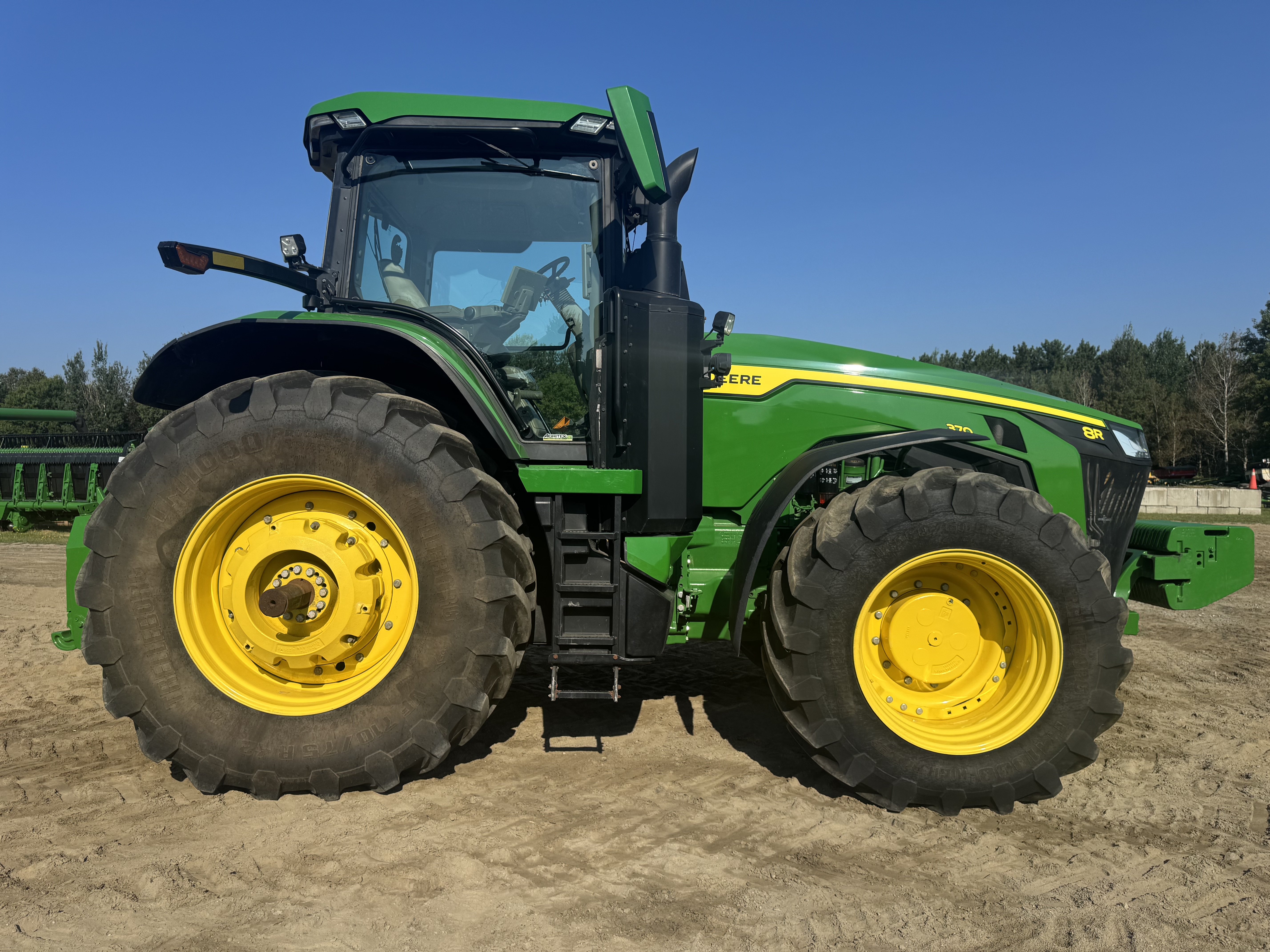 John Deere 8R 370 