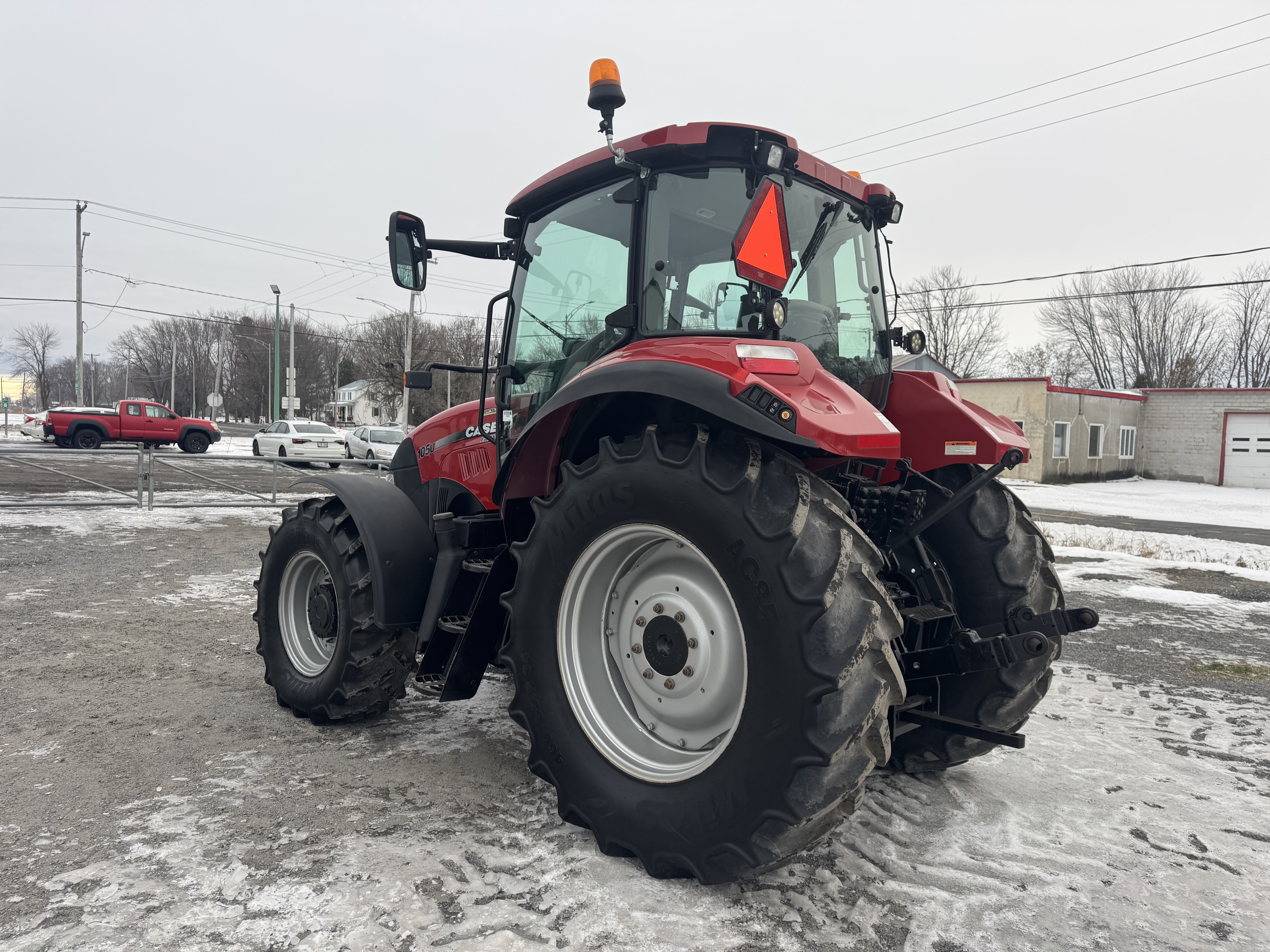 Case/IH Farmall 105U