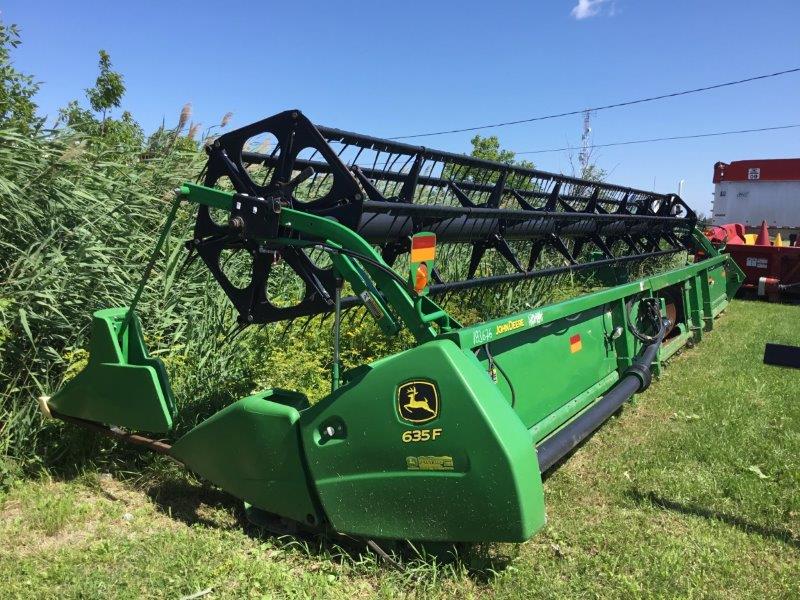 John Deere 635F *****POUR LES PIECES****