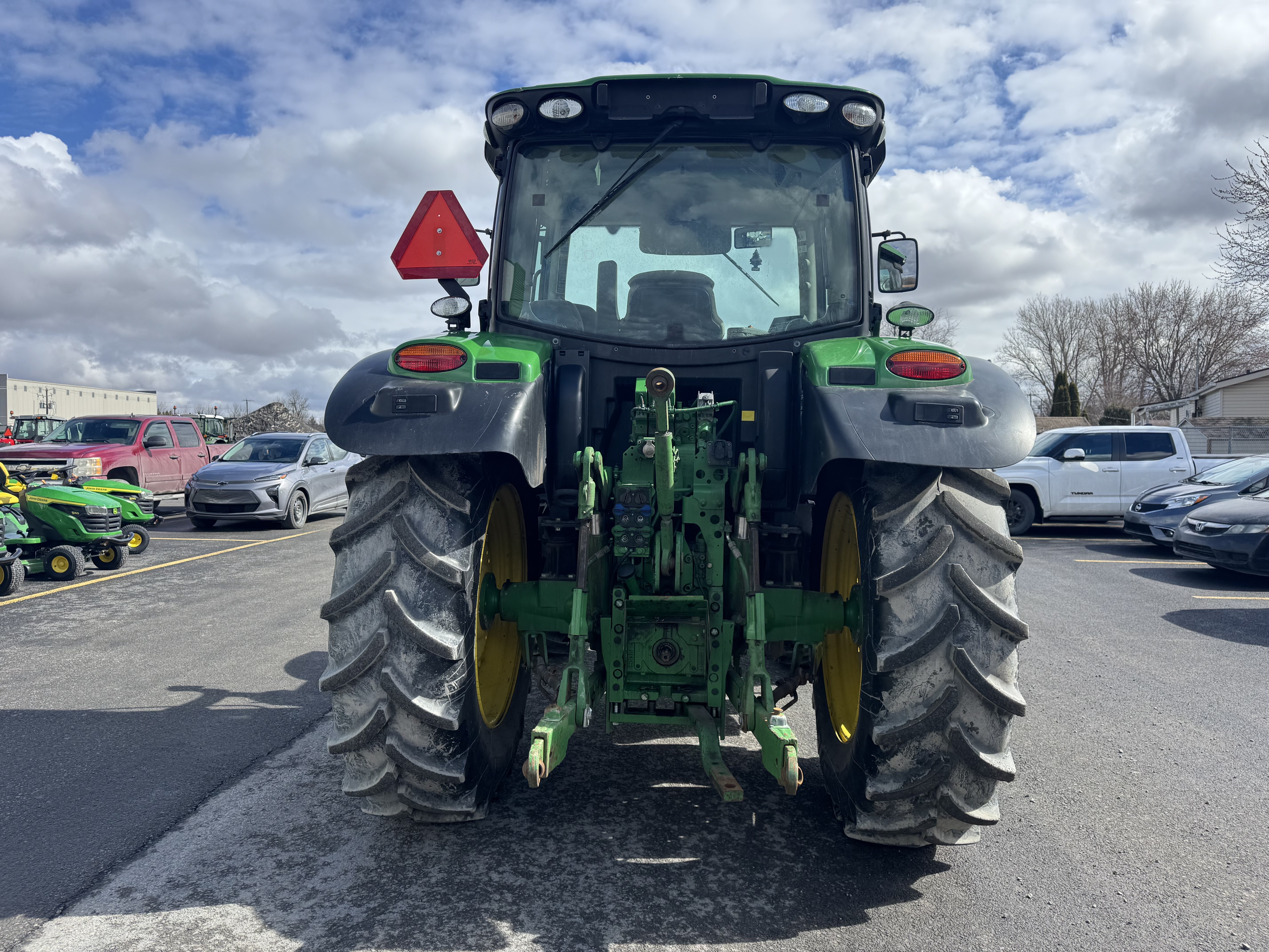 John Deere 6110R