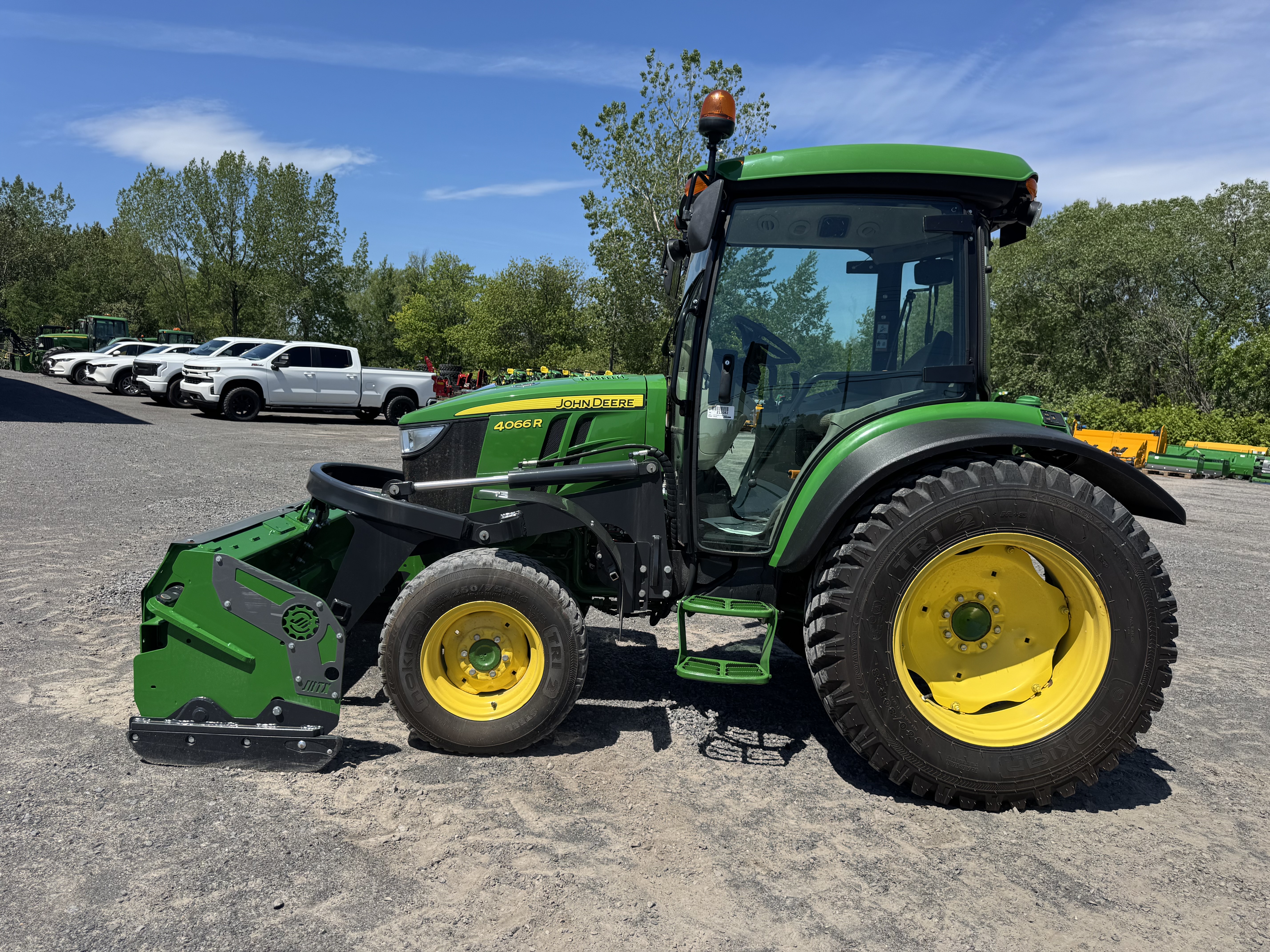 John Deere 4066R NOKIAN JRTX