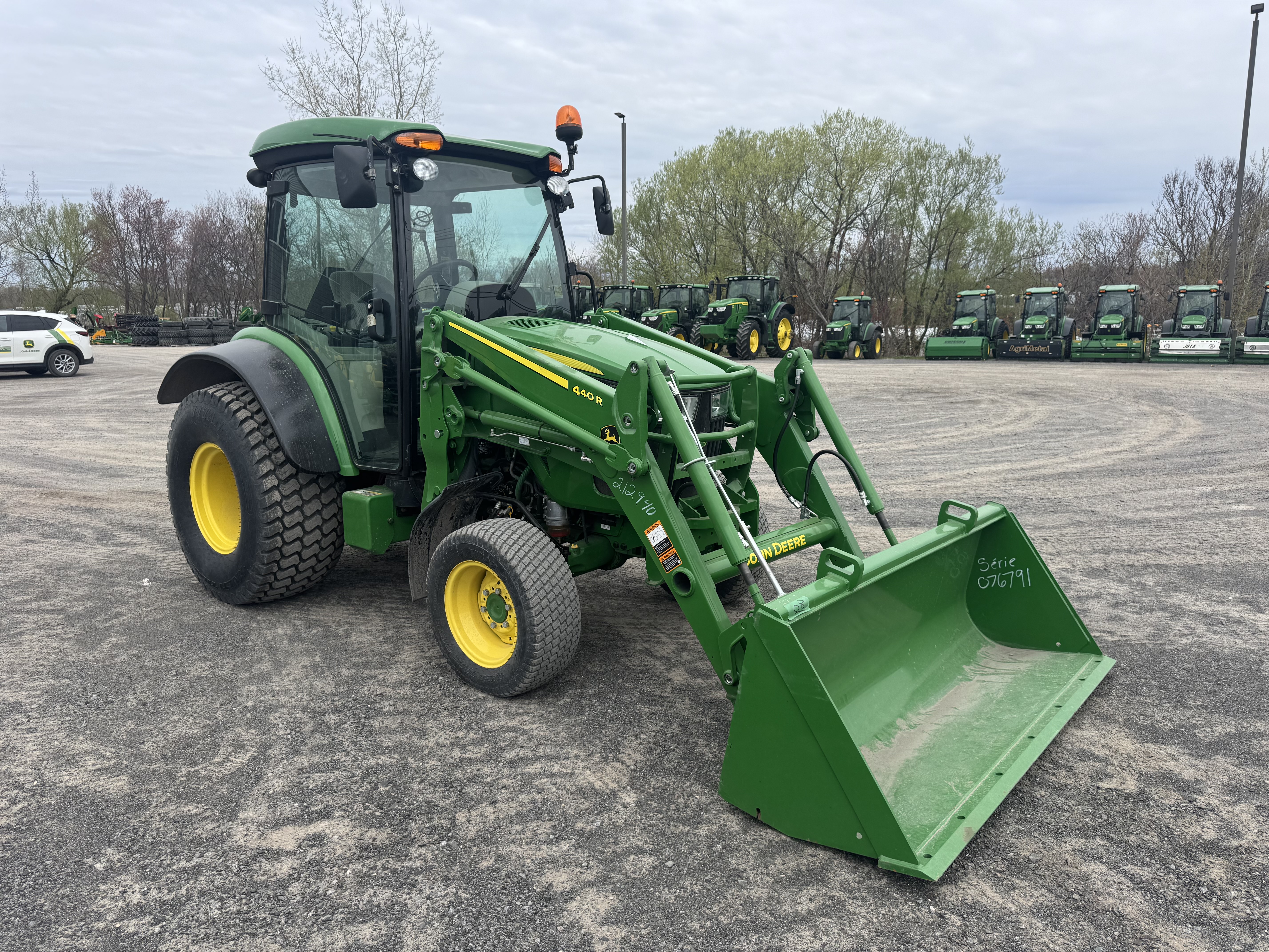 John Deere 4066R  TURF 