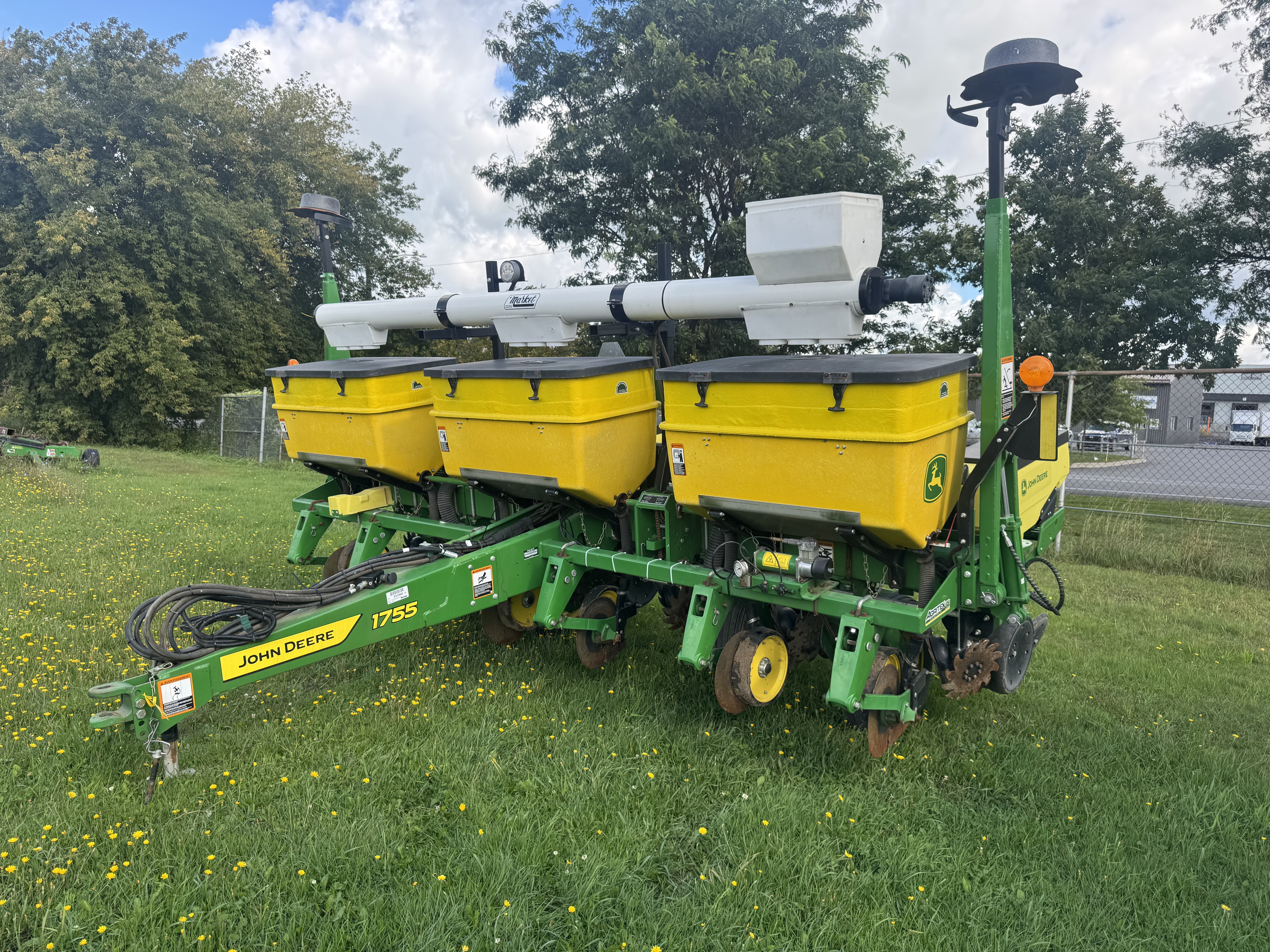 John Deere 1755