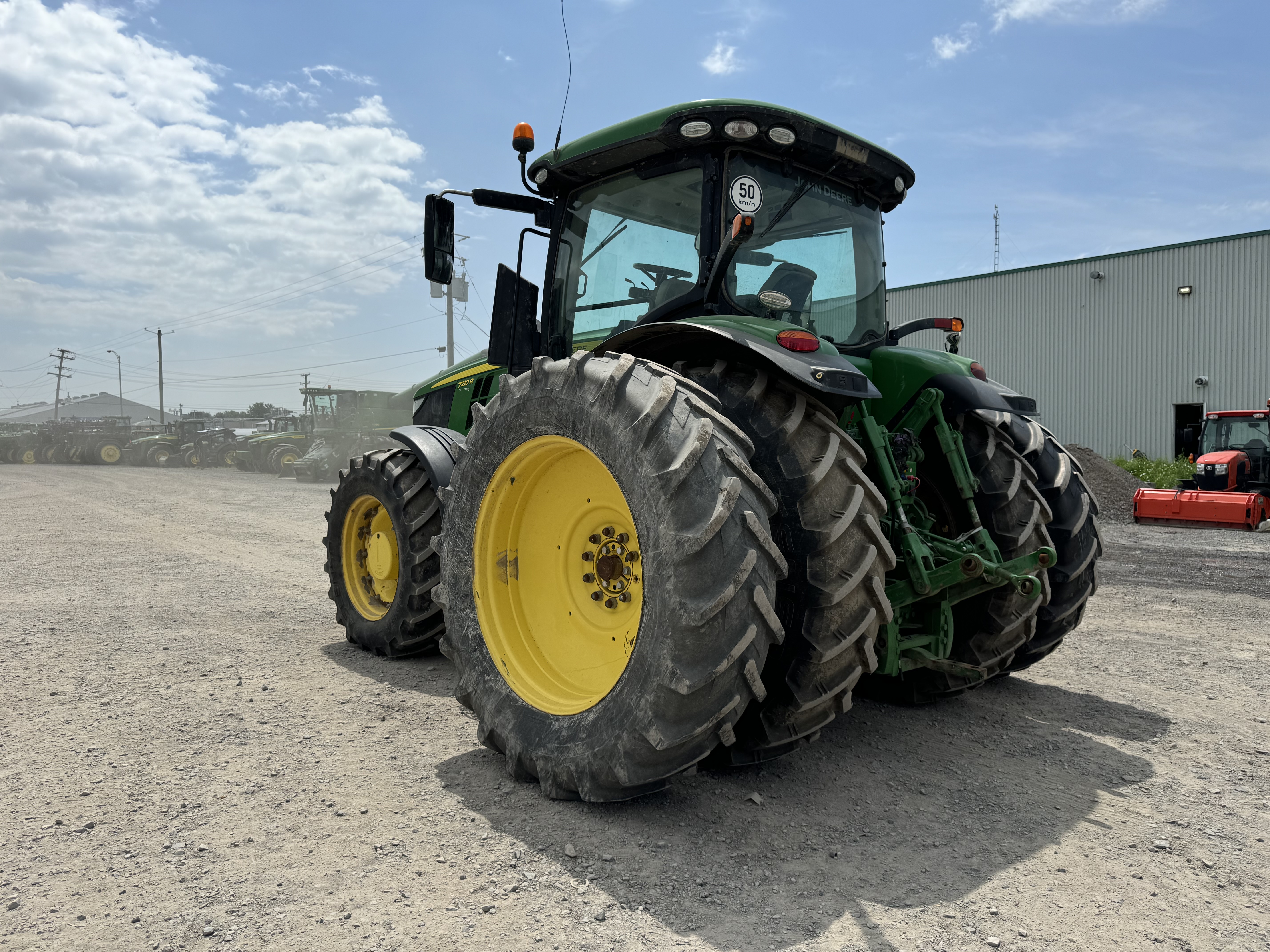 John Deere 7210R