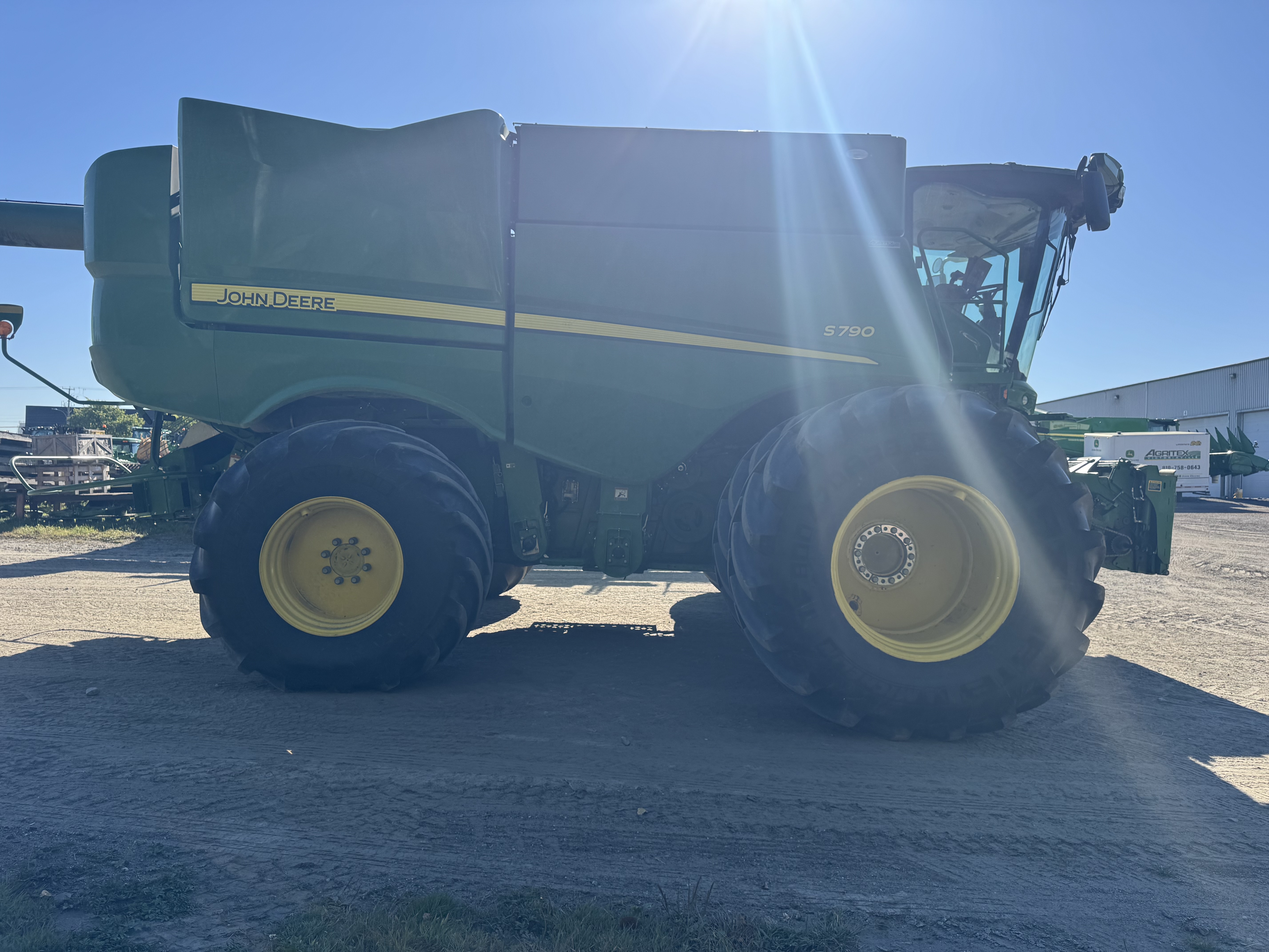 John Deere S790
