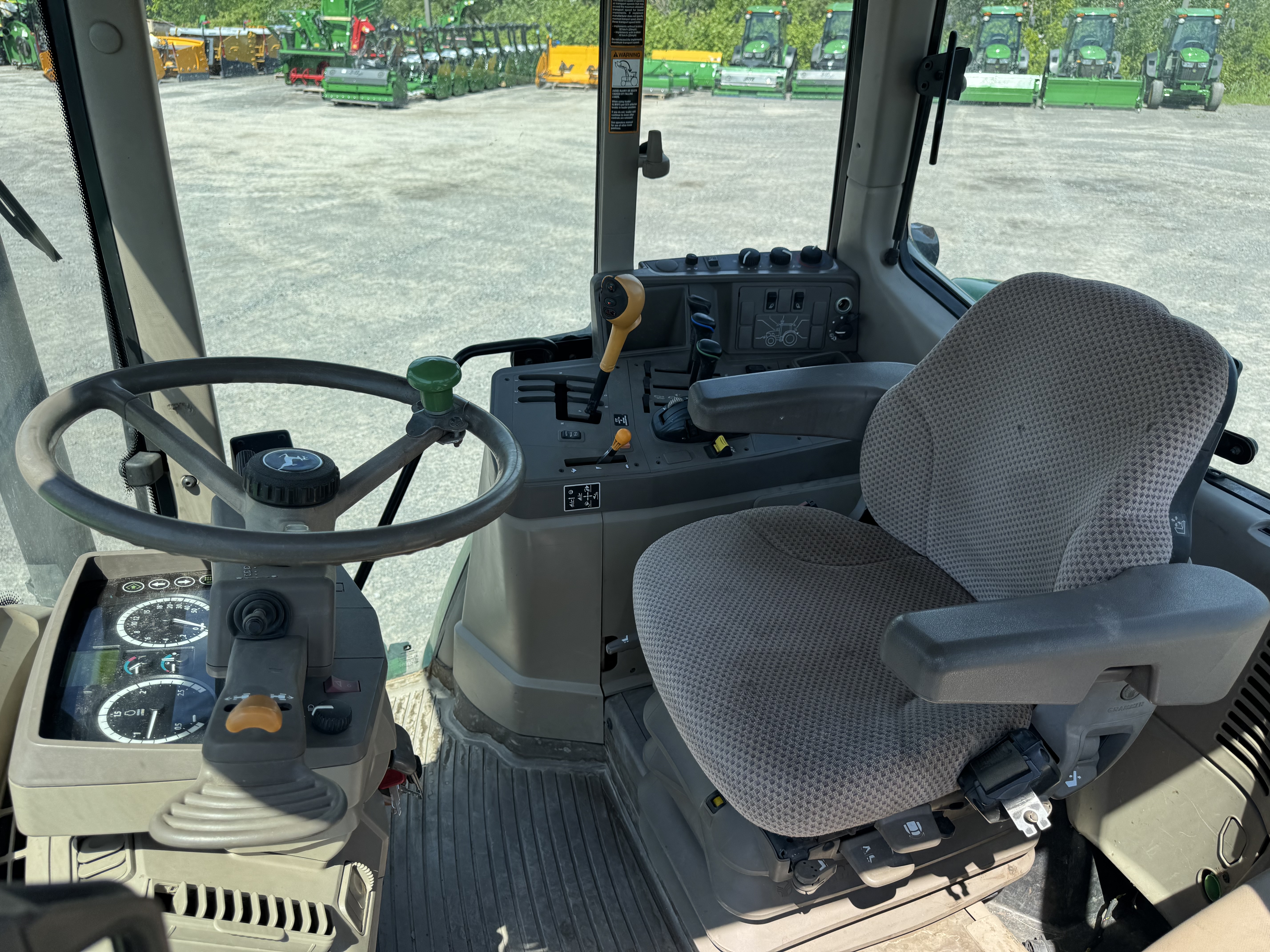 John Deere 6115M