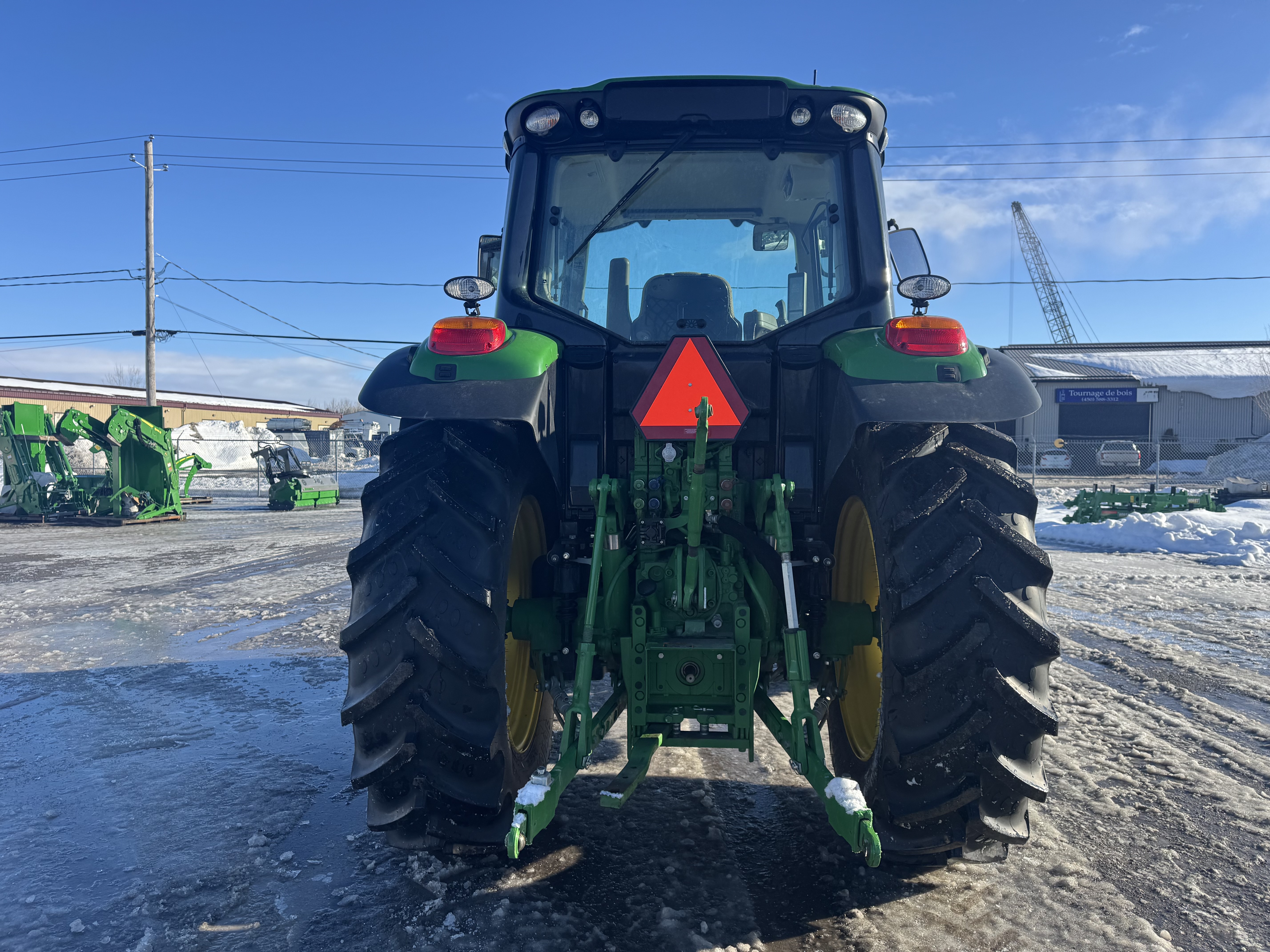 John Deere 6110M