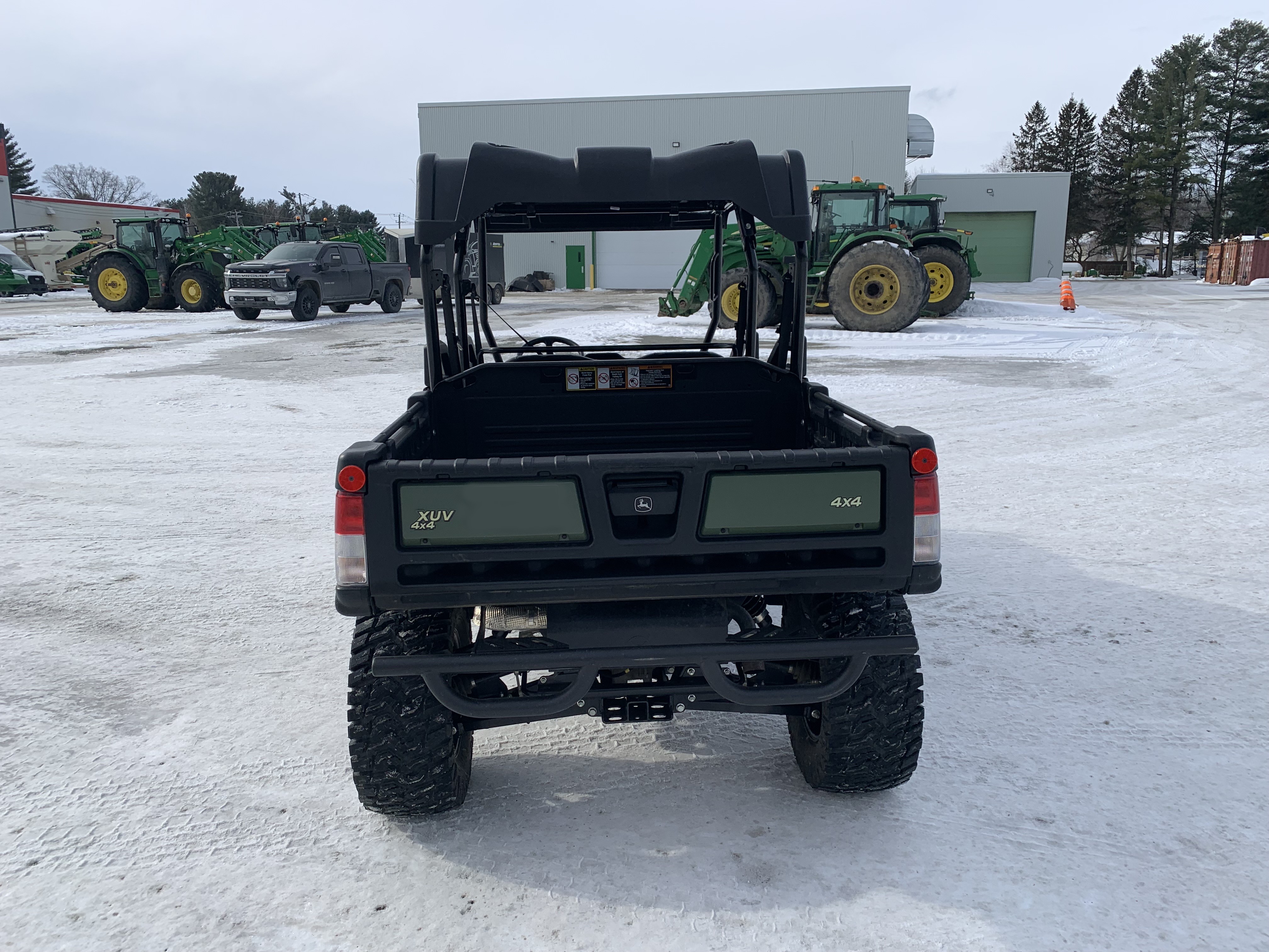 John Deere XUV825M S4 (4 PLACE) 