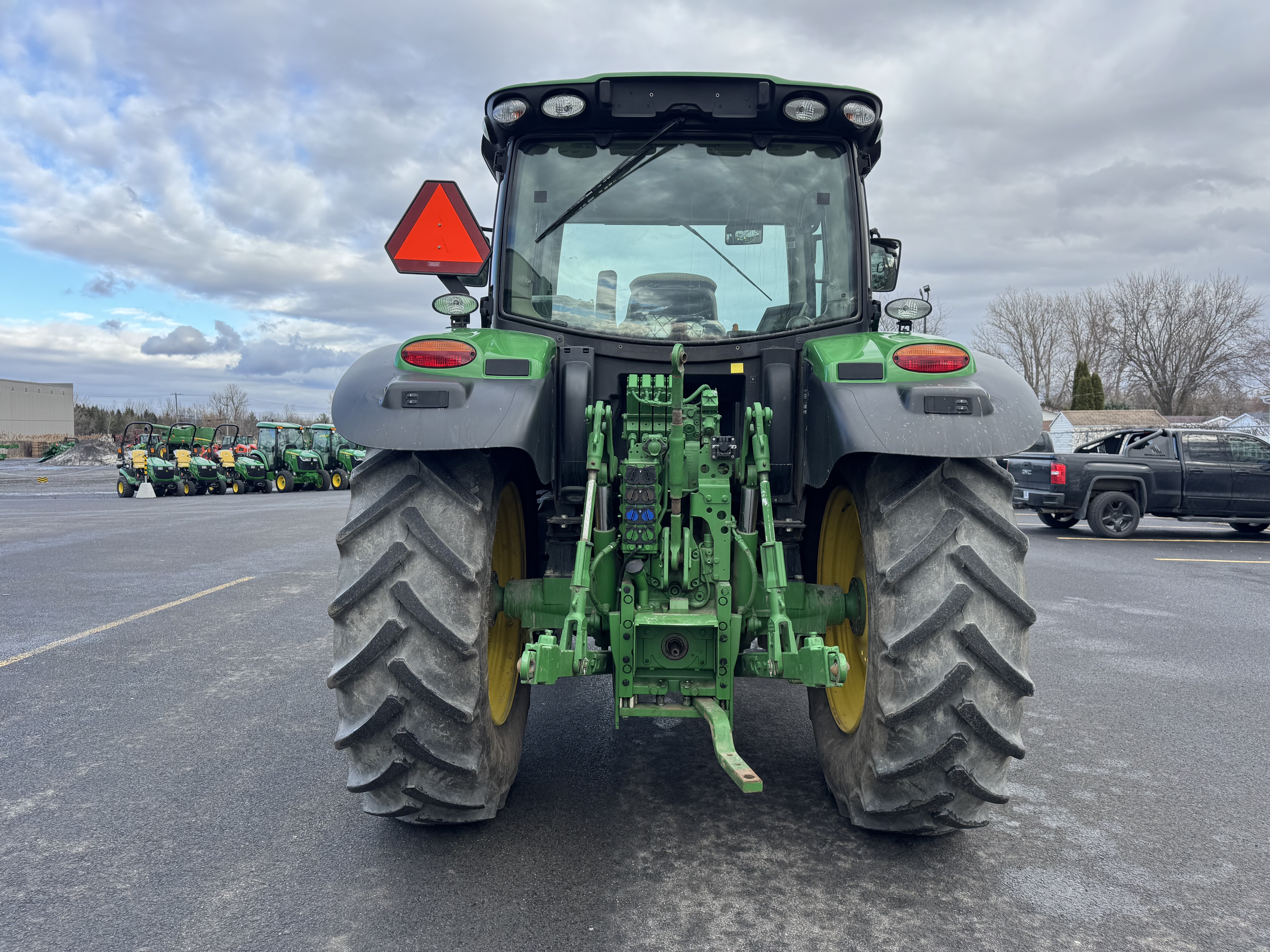 John Deere 6110R