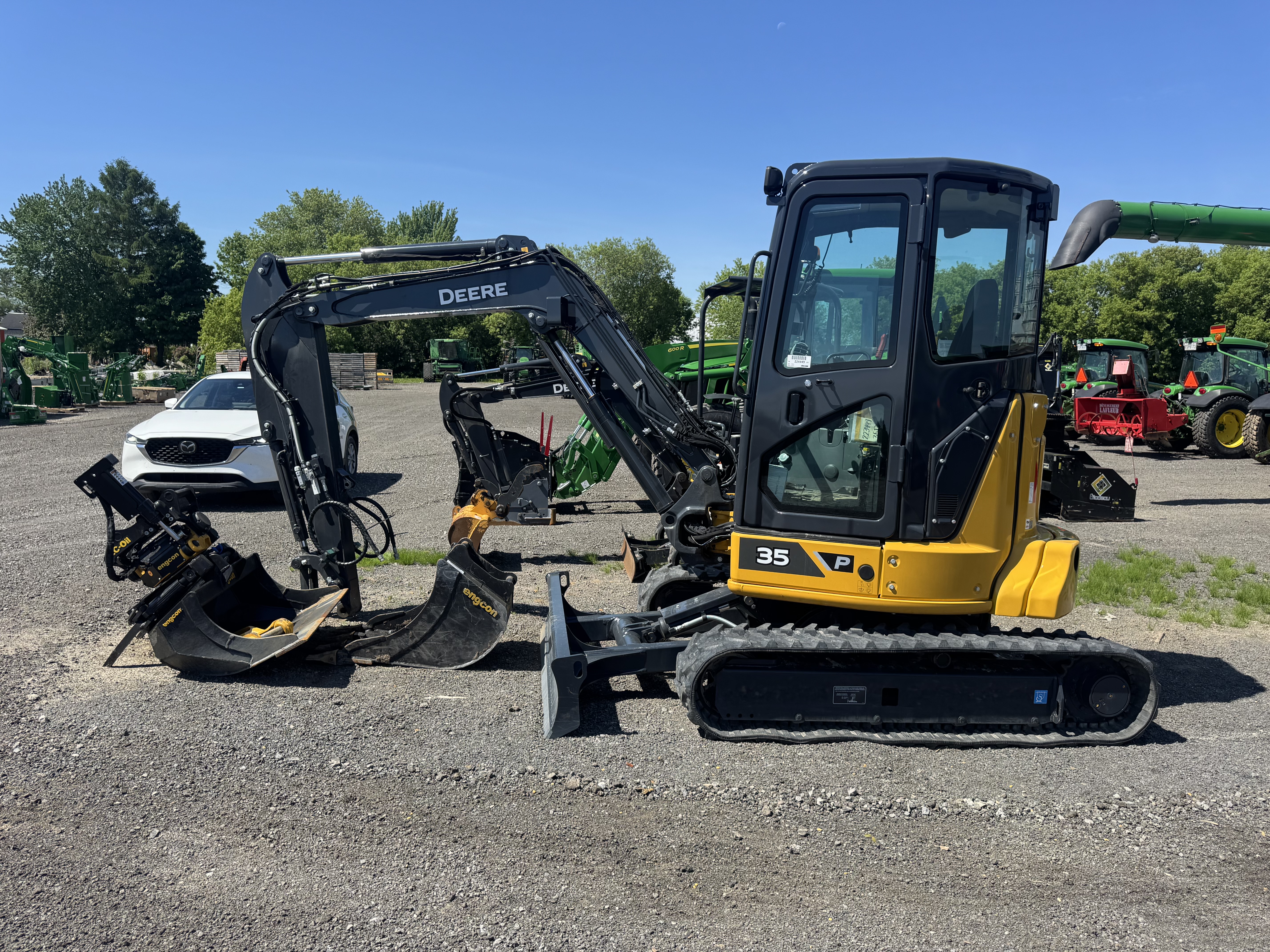 John Deere 35P