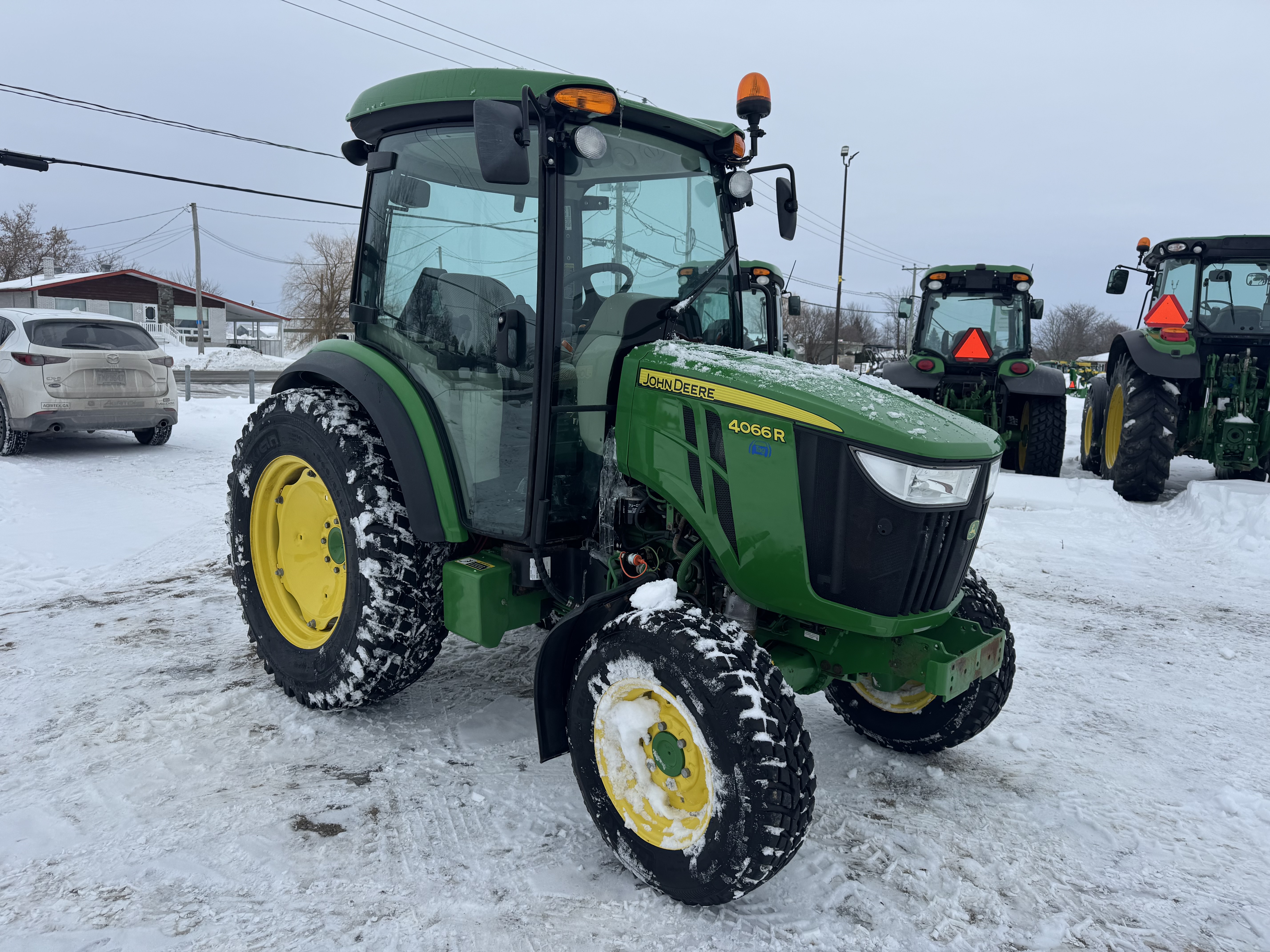 John Deere 4066R NOKIAN 
