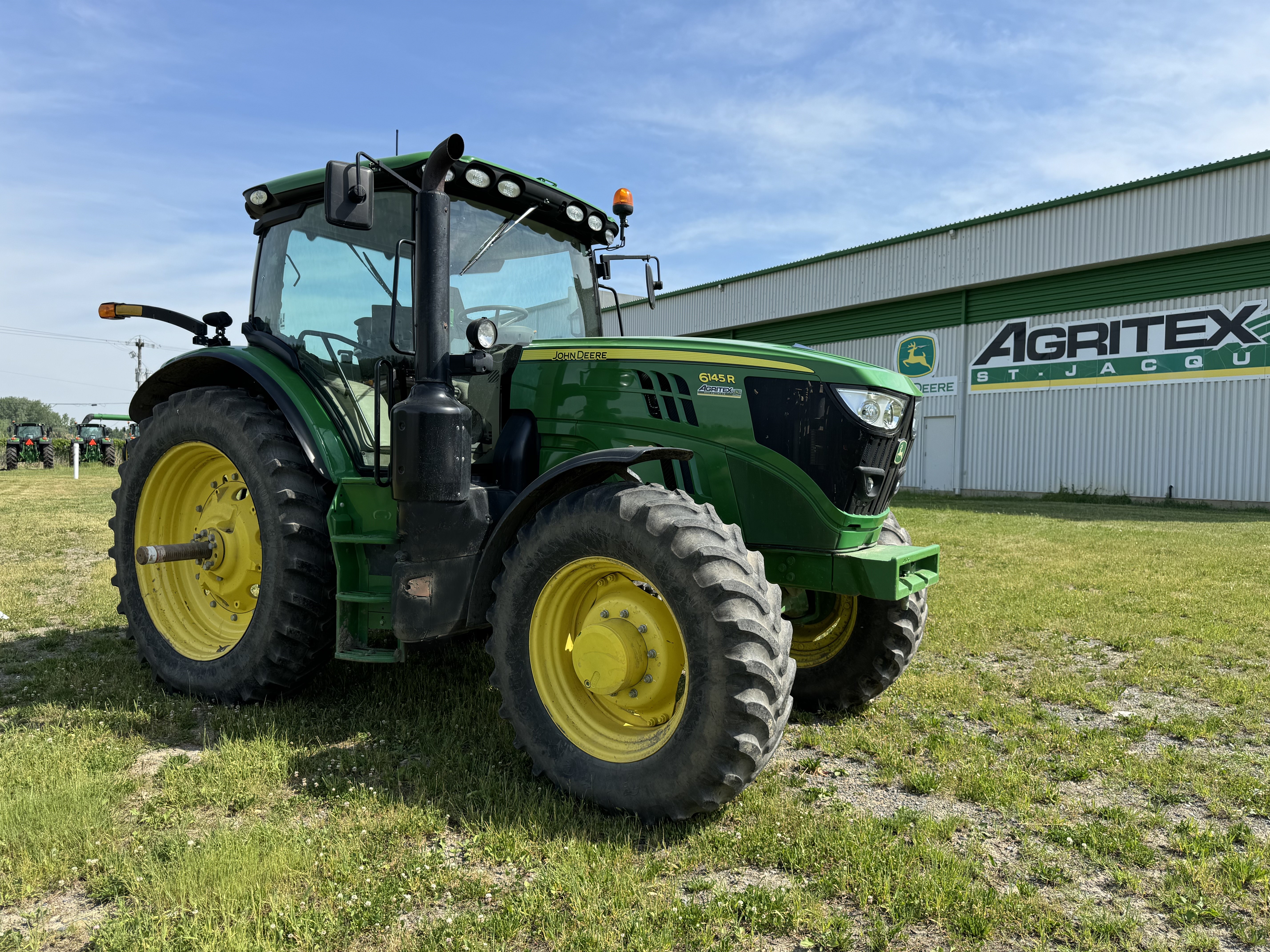 John Deere 6145R 