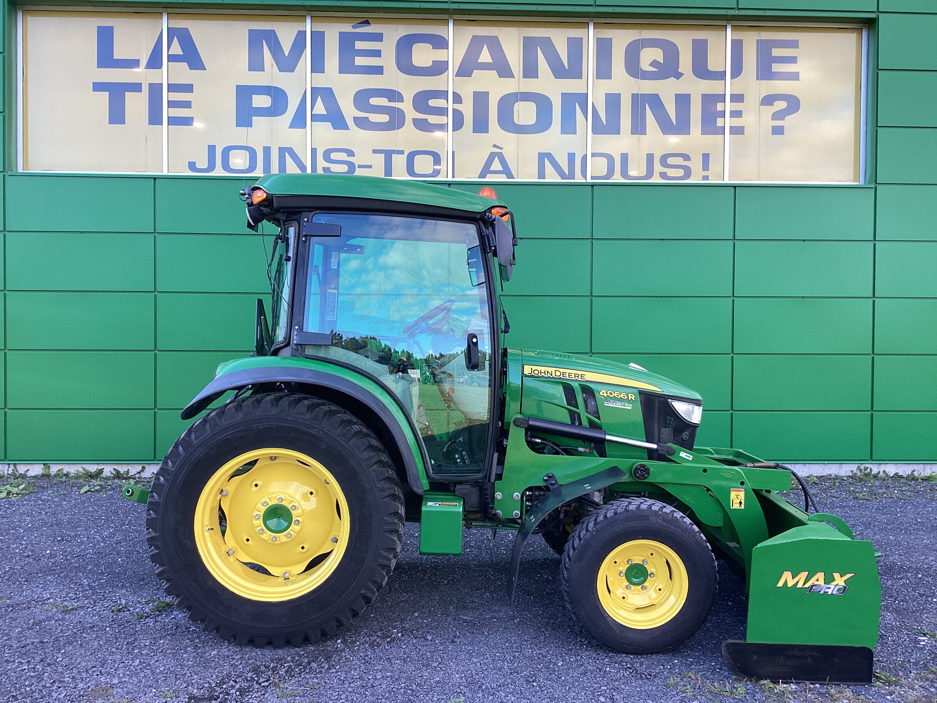 John Deere 4066R NOKIAN GRATTE AUTRE