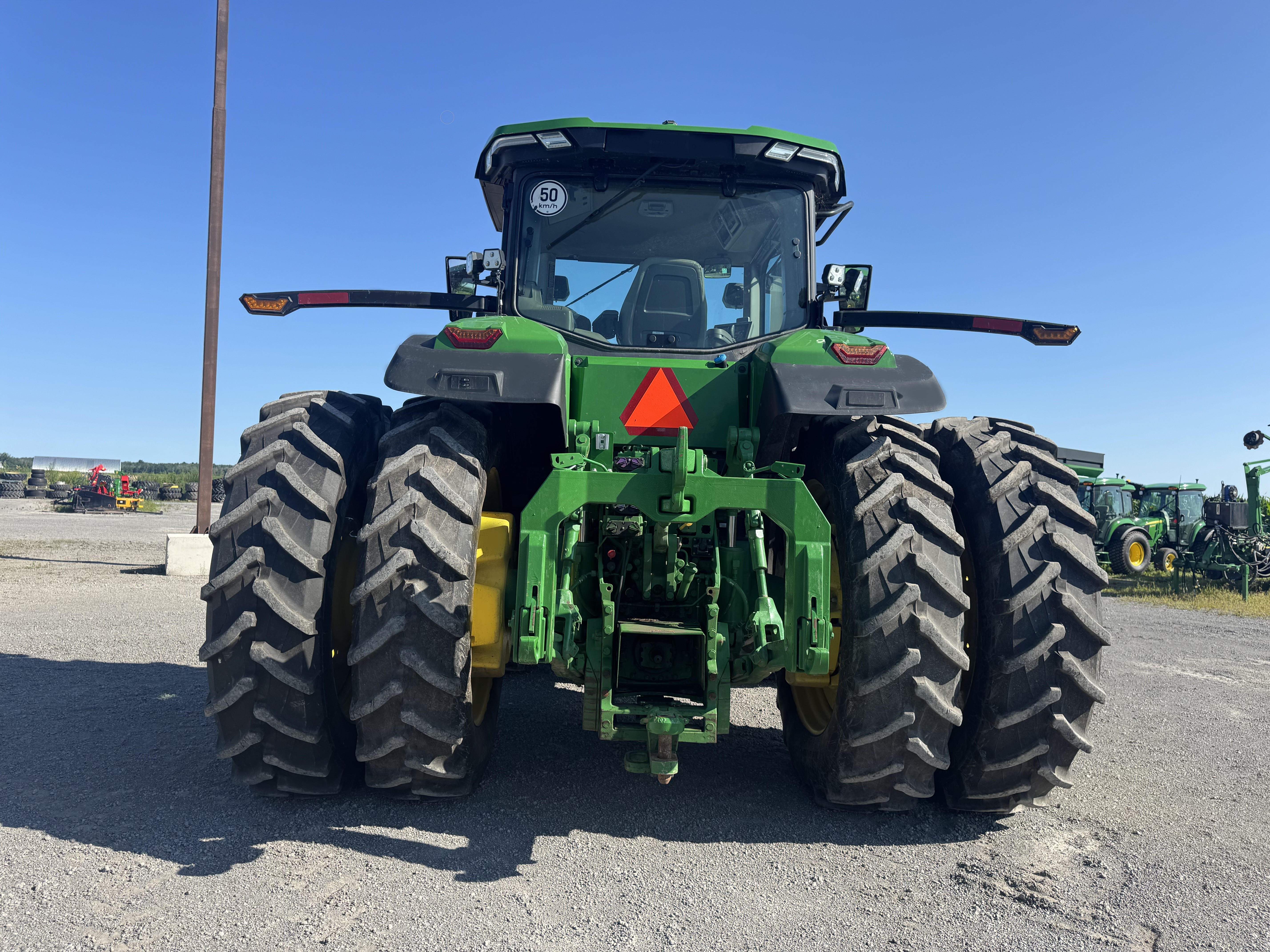 John Deere 8R 340 FRT HTCH PTO