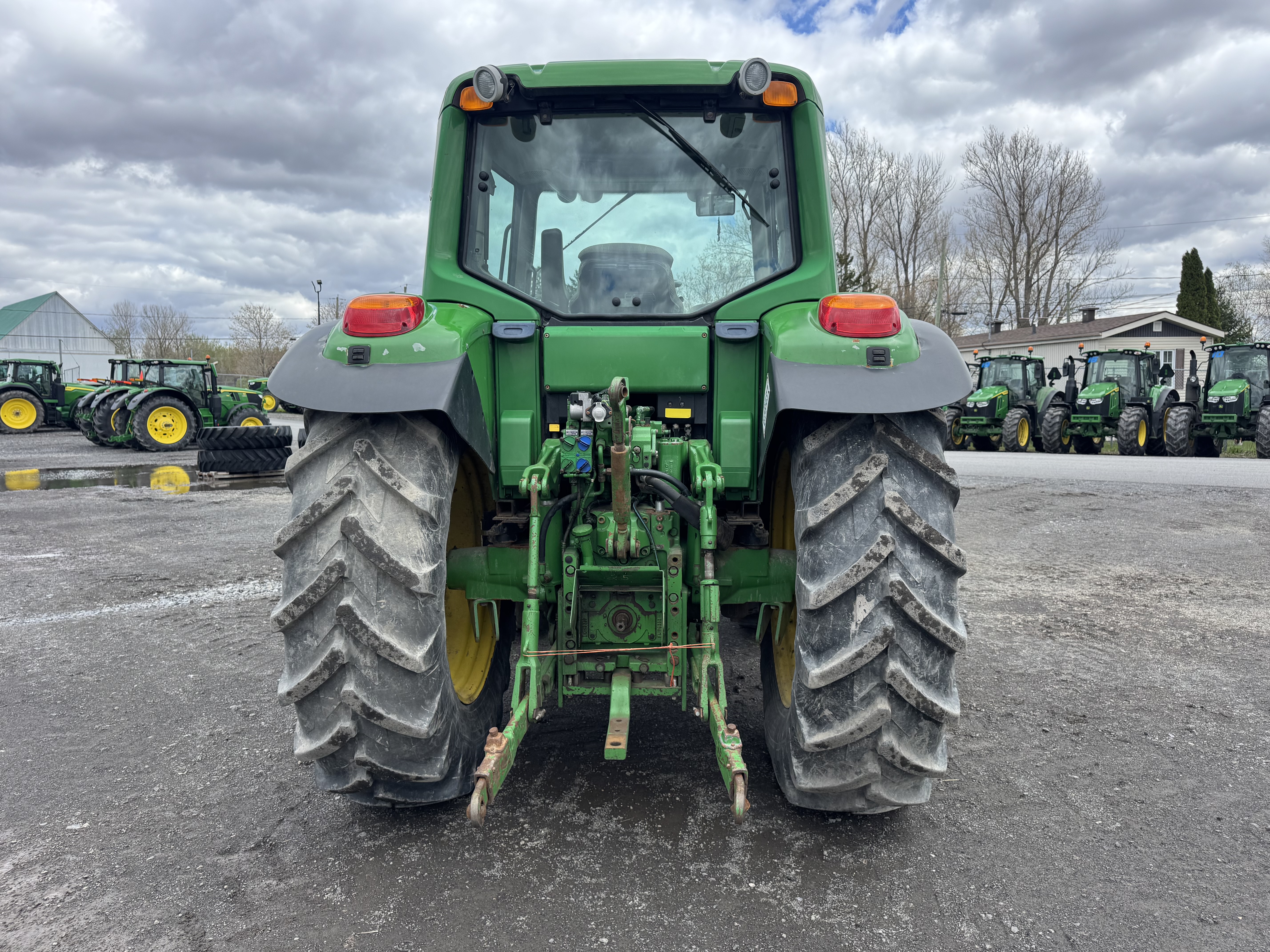 John Deere 6430