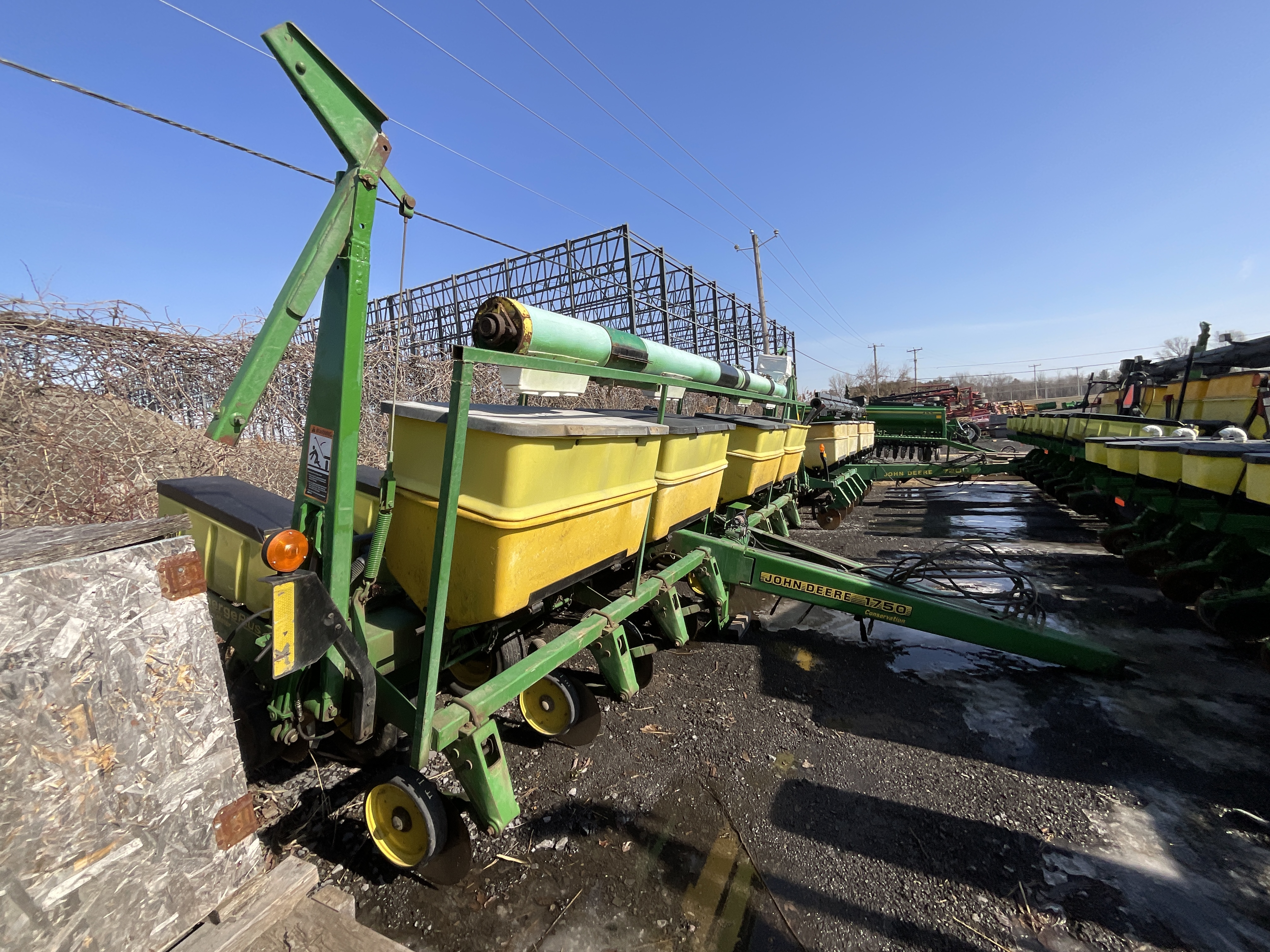 John Deere 1750
