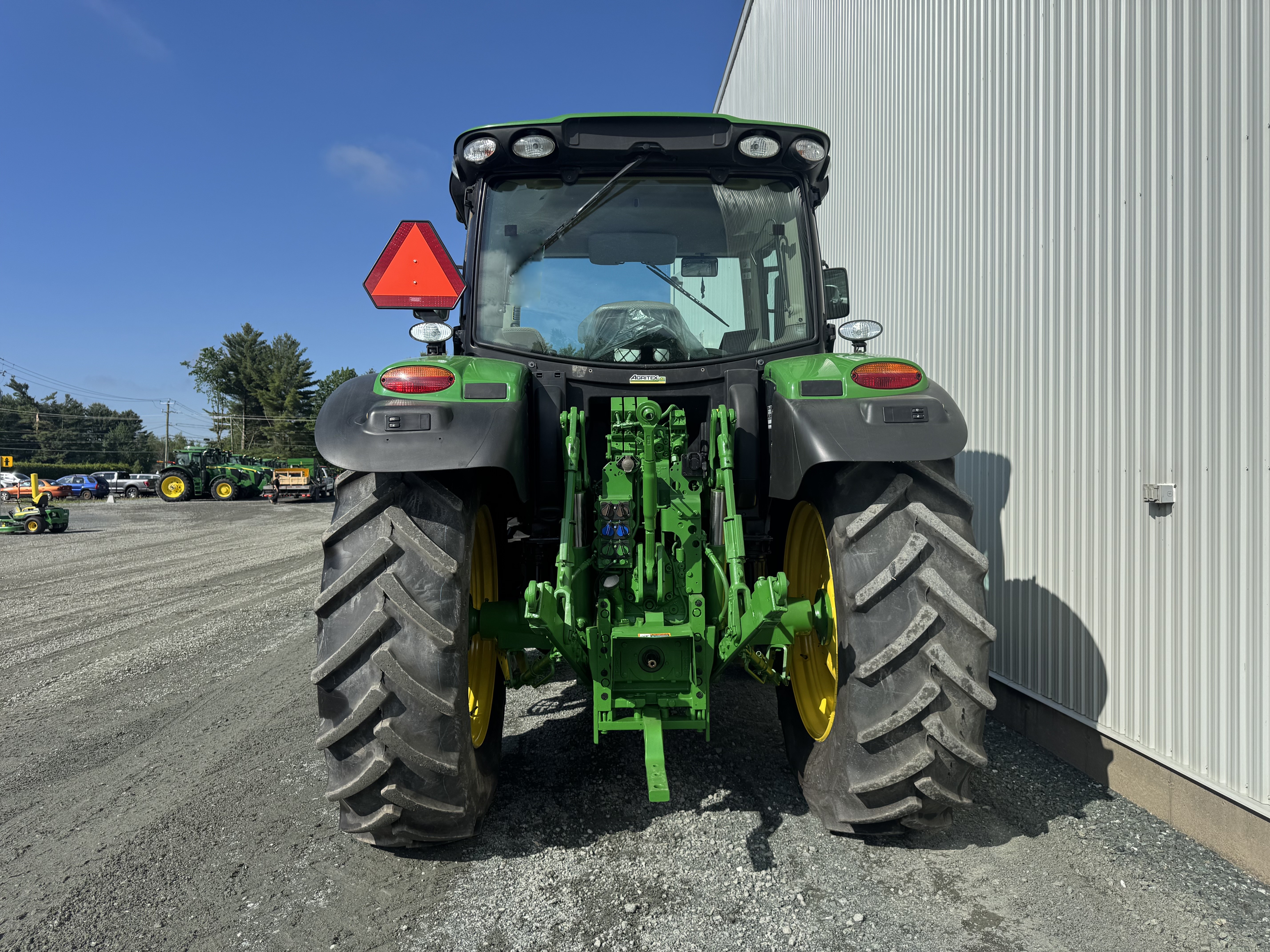 John Deere 6110R