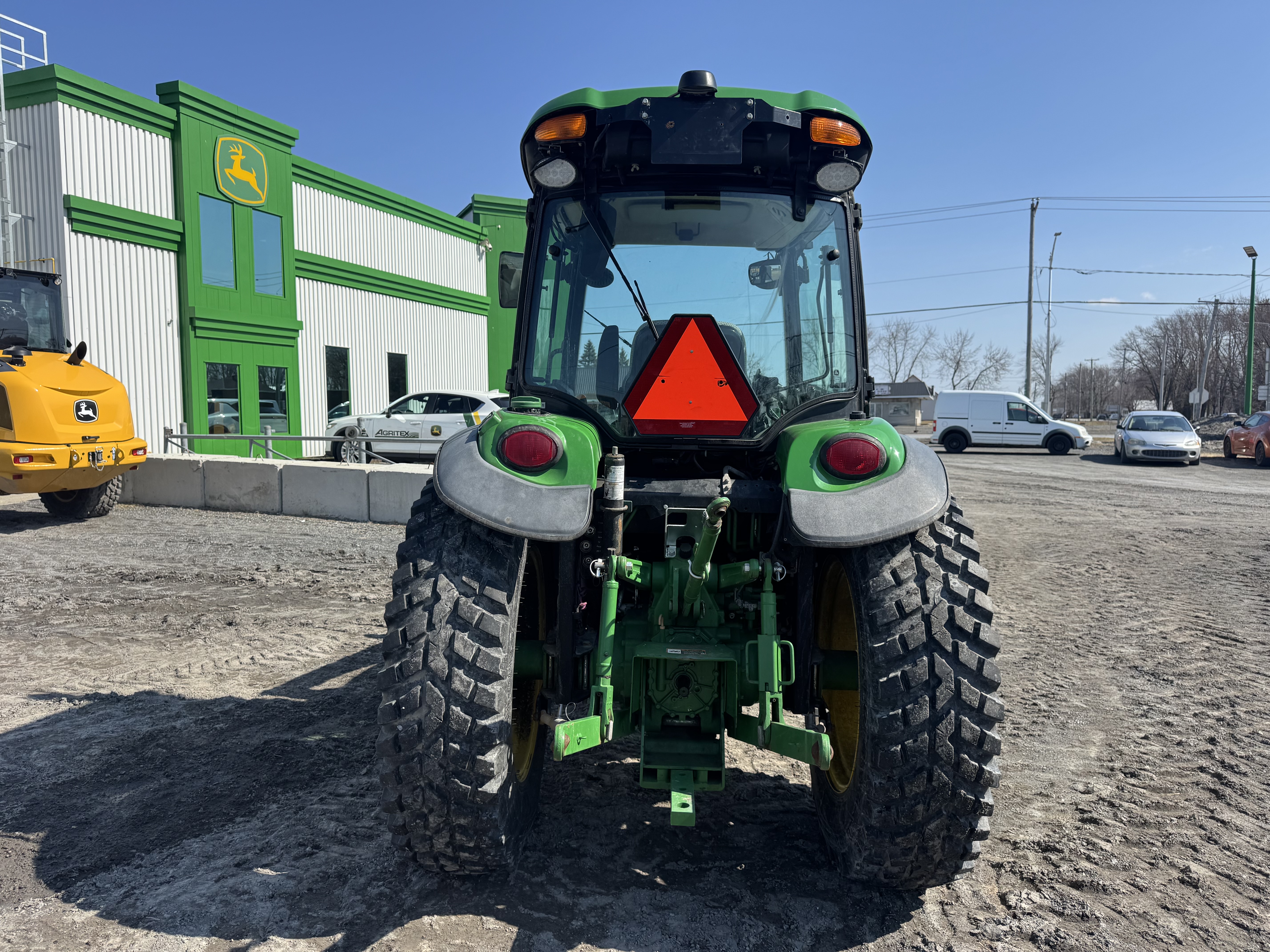 John Deere 4066R NOKIAN 